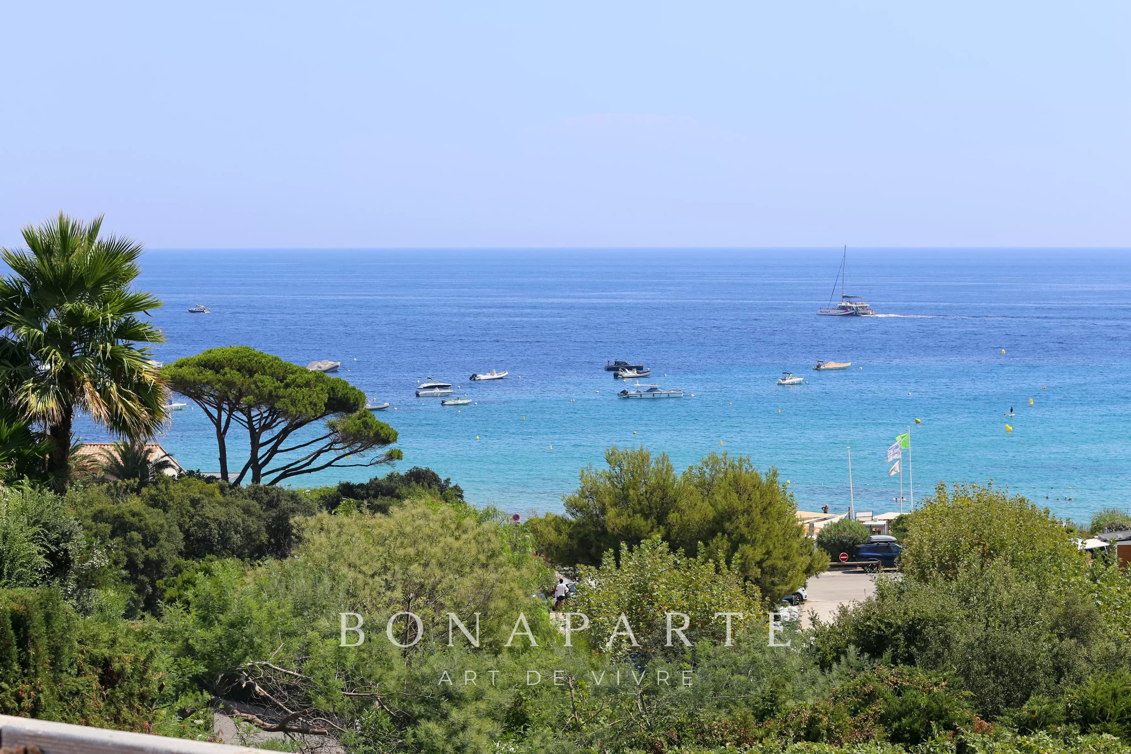 RAMATUELLE - DOMAINE DE L'ESCALET - VILLA CONTEMPORAINE À 150 M DE LA PLAGE - Photo 8