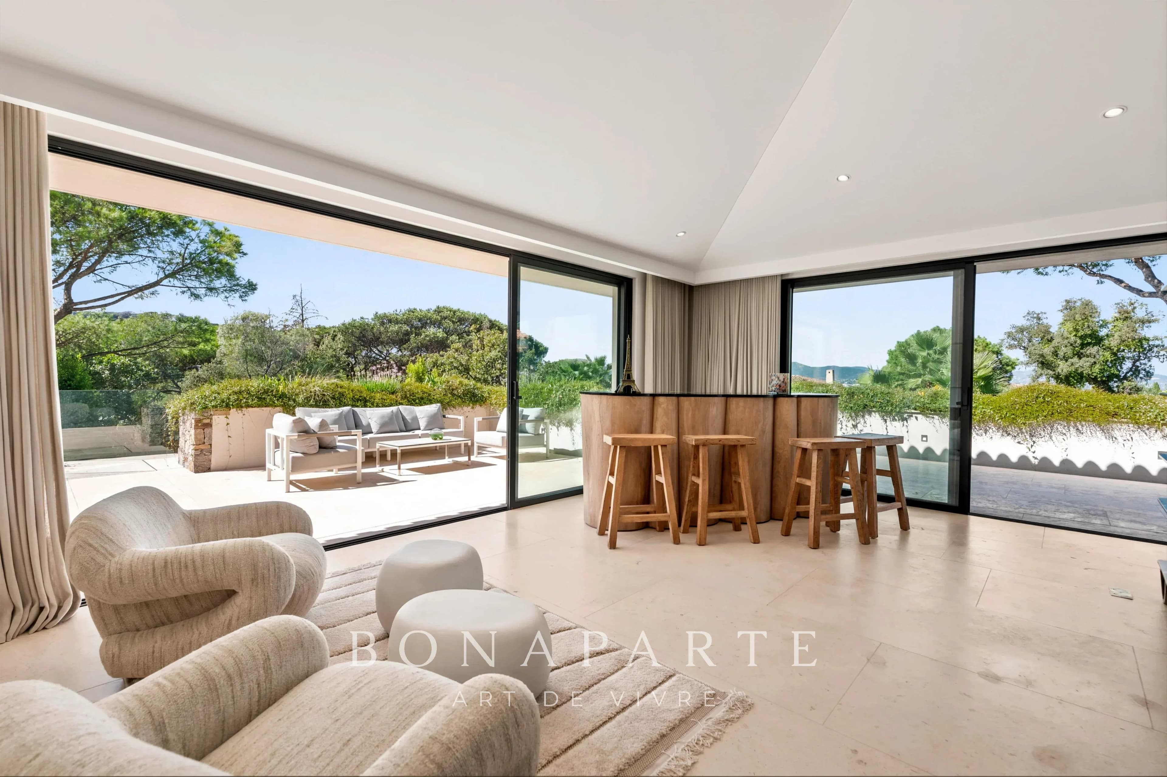 SAINT-TROPEZ – VILLA CONTEMPORAINE D’EXCEPTION - Photo 7