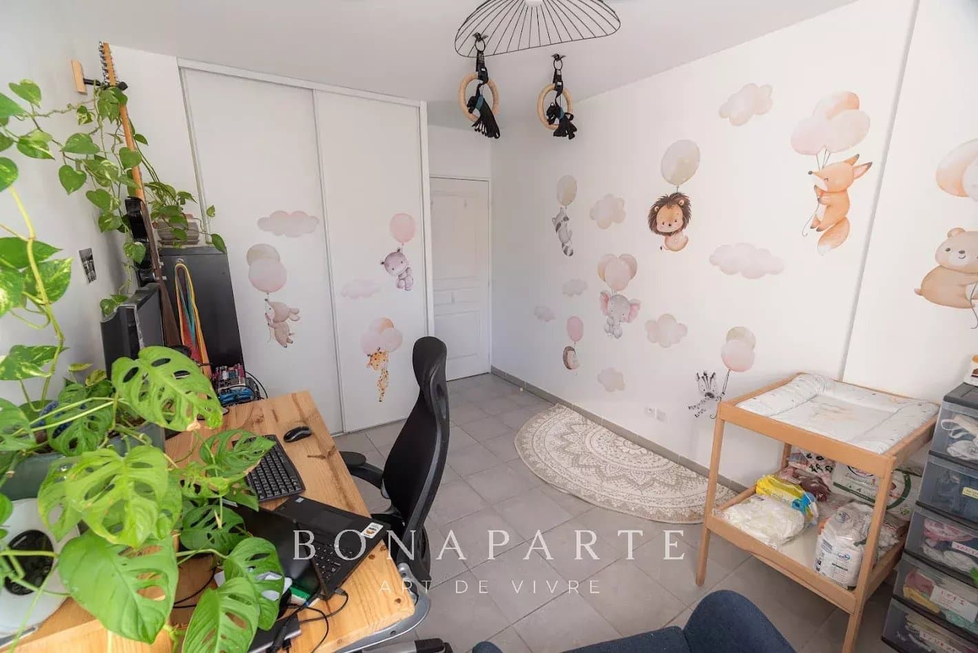 AIX-EN-PROVENCE - Appartement 3 pièces avec terrasse, jardin et double garage - Photo 8