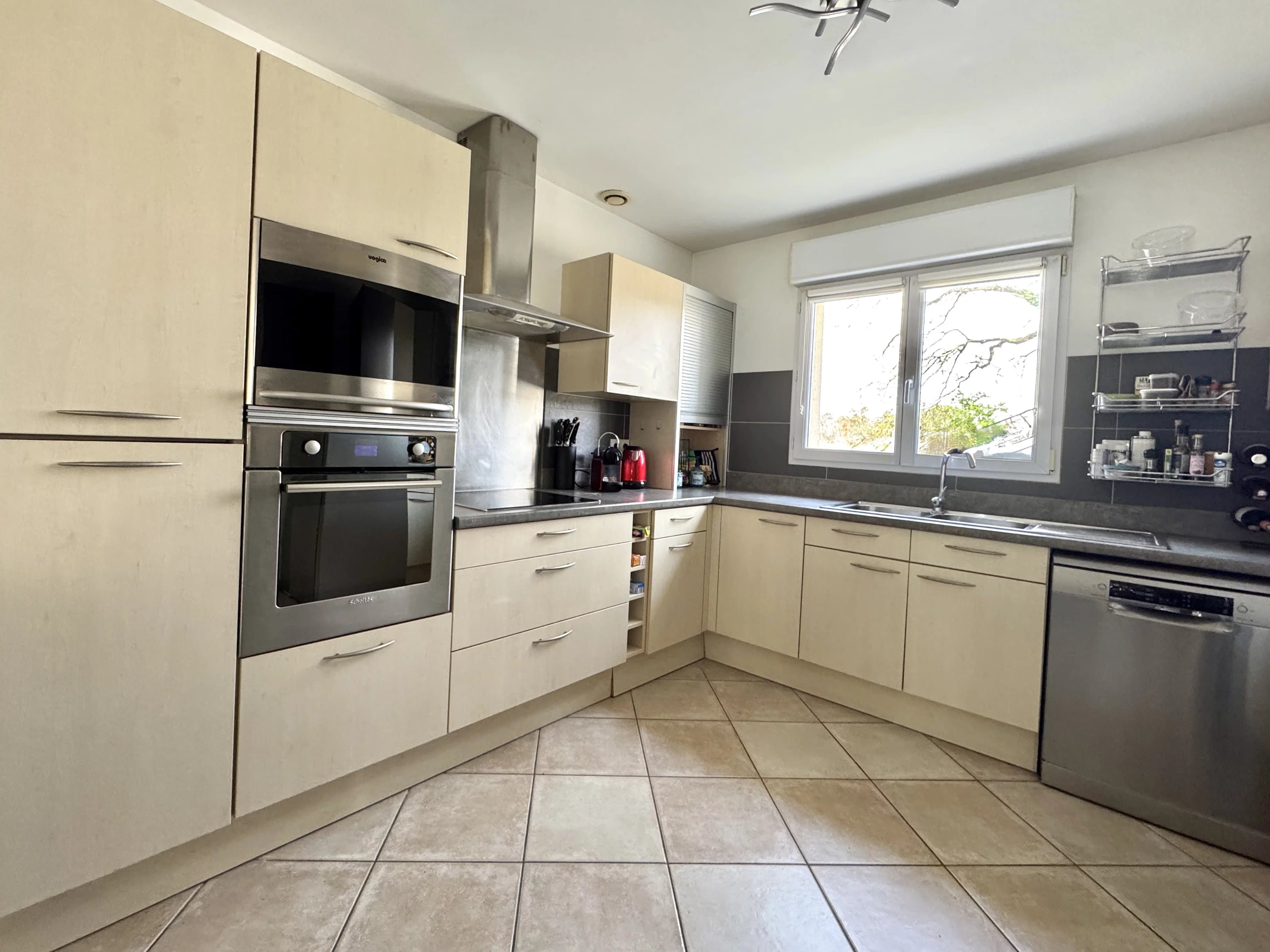 ROU-MARSON - MAISON FAMILIALE - Photo 8