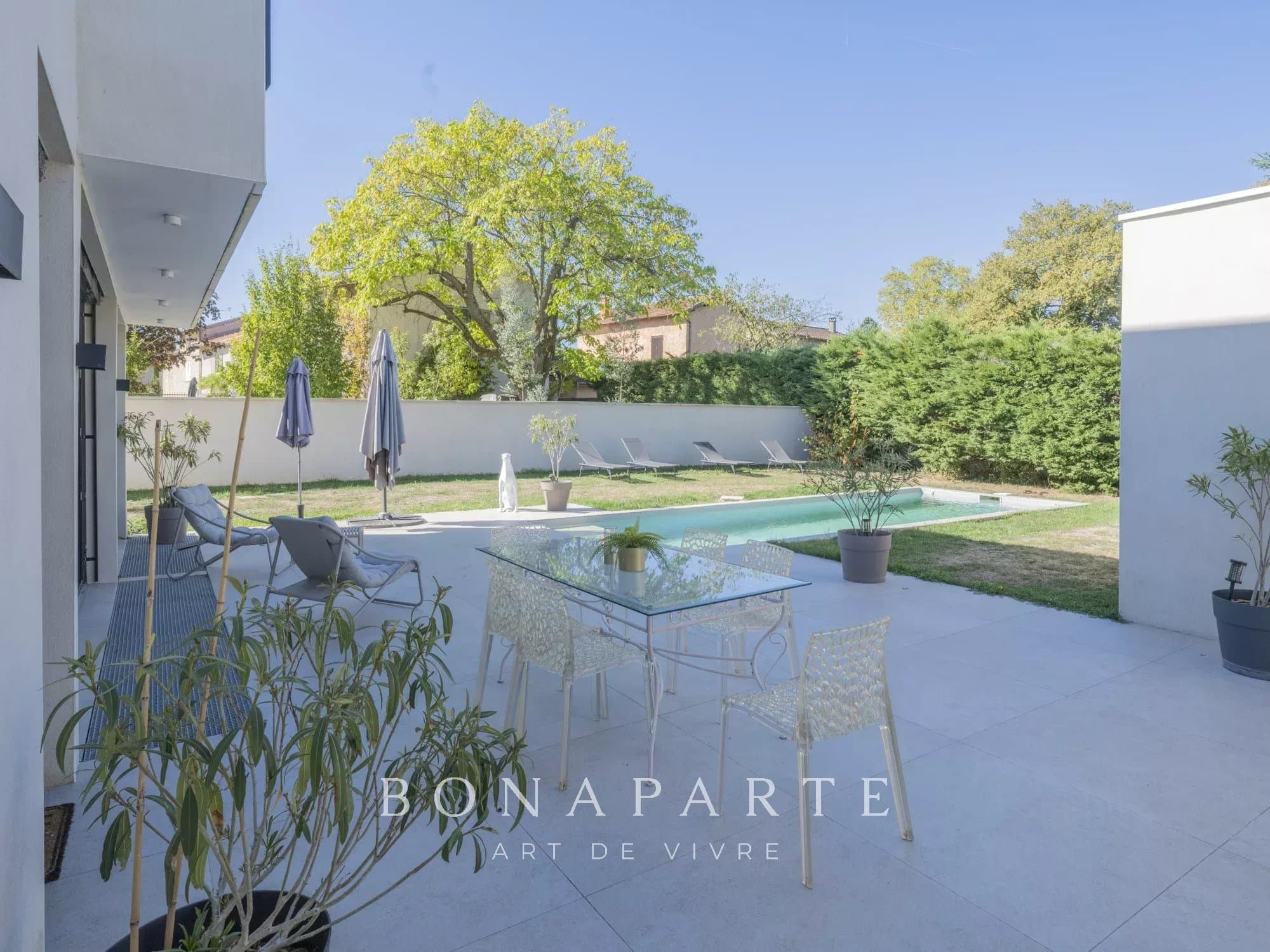 DOMMARTIN - CENTRE VILLAGE - MAISON CONTEMPORAINE AVEC PISCINE - Photo 3