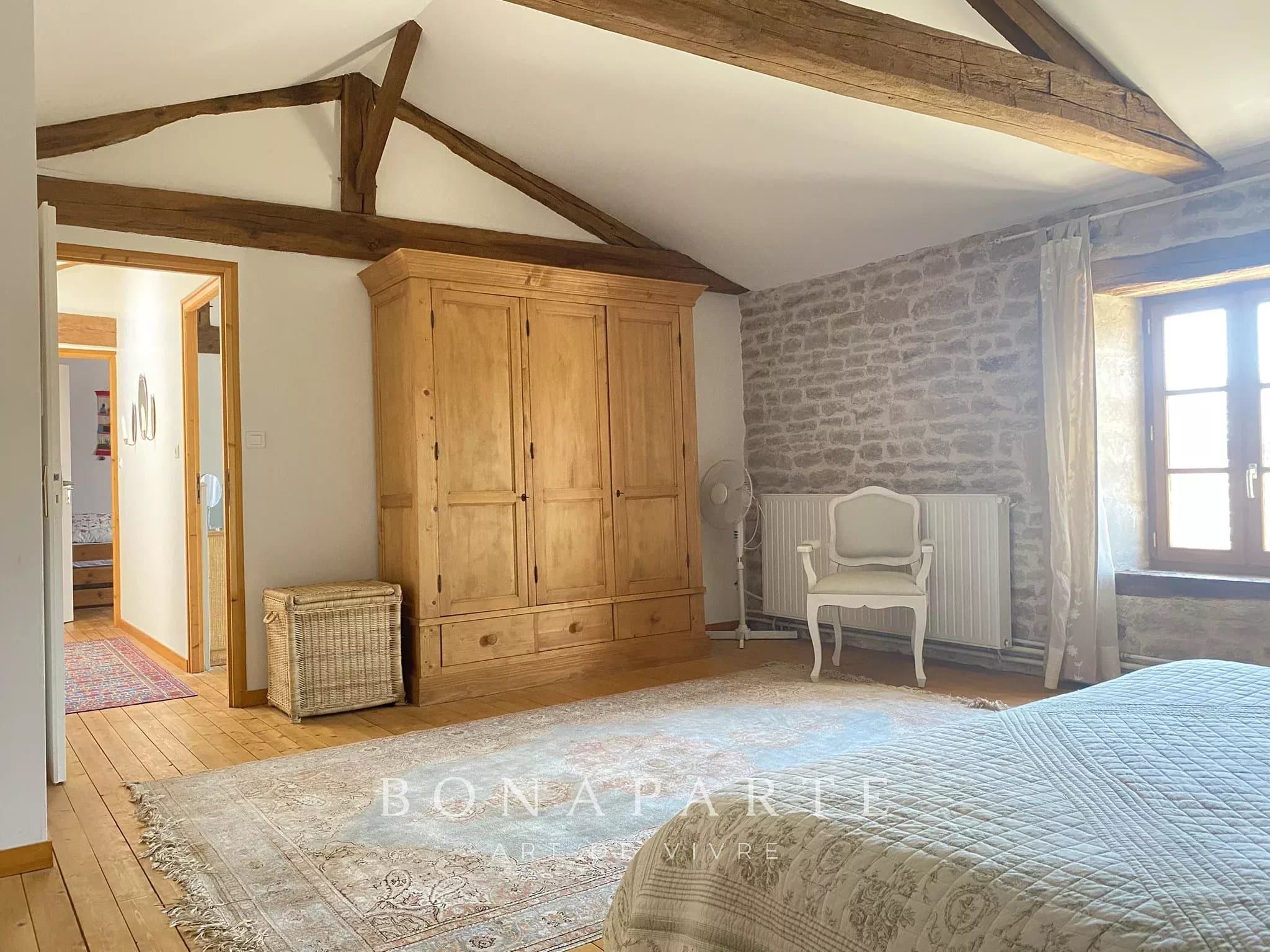 EXCLUSIVITÉ – MAISON DE CARACTÈRE AVEC EXTENSION CONTEMPORAINE, ENTRE AUTHENTICITÉ ET ART DE VIVRE - Photo 9