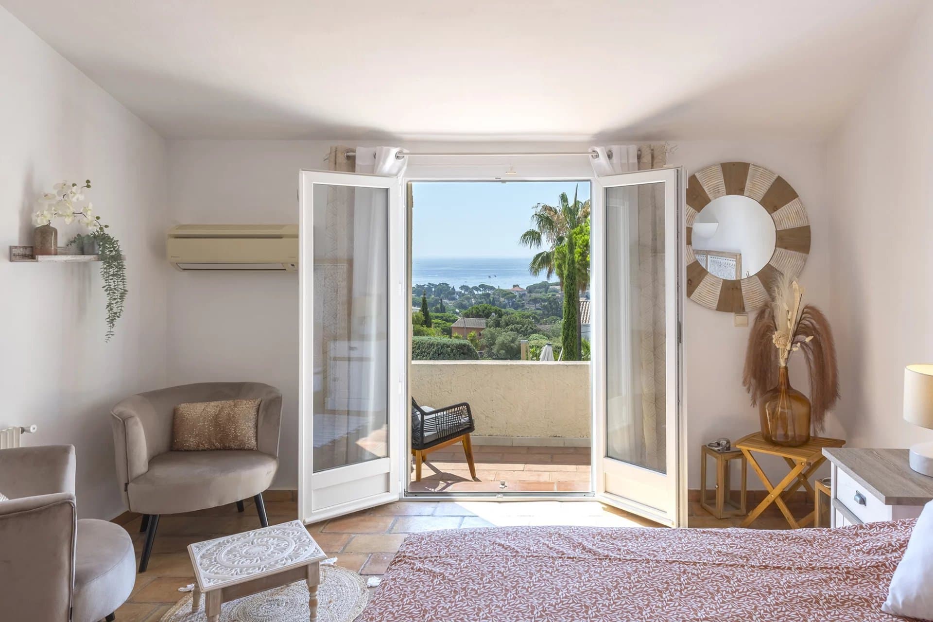 Belle villa provençale vue mer de 193m², avec 5 chambres et piscine - Photo 9
