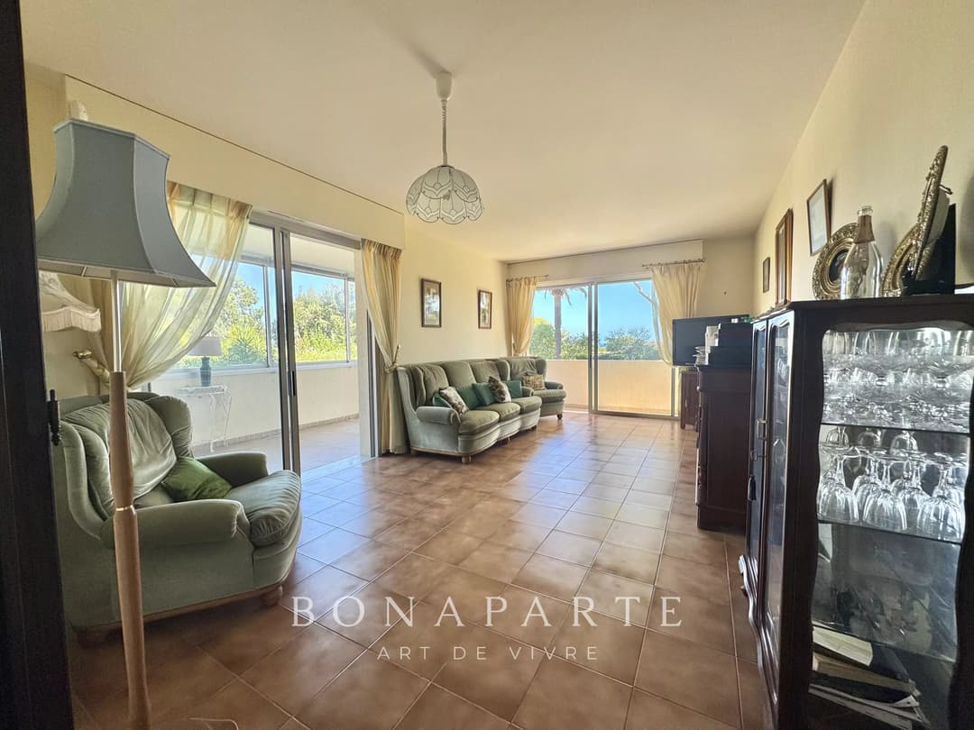 SAINT RAPHAEL / BOULOURIS - APPARTEMENT 3 PIECES - À 200 M DE LA MER - Photo 12