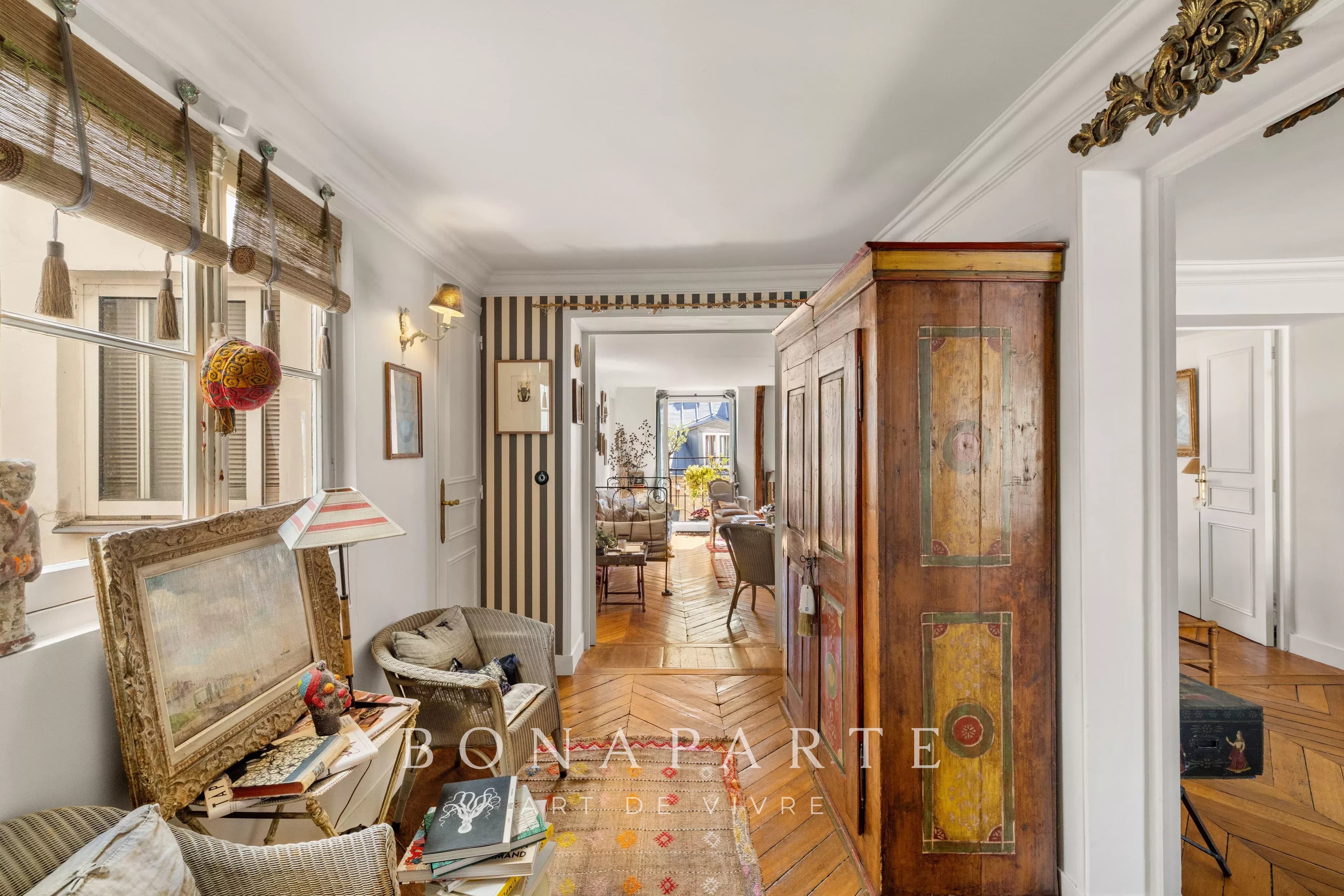 Paris 8ᵉ – Madeleine | Appartement 5 pièces avec balcon - Photo 9
