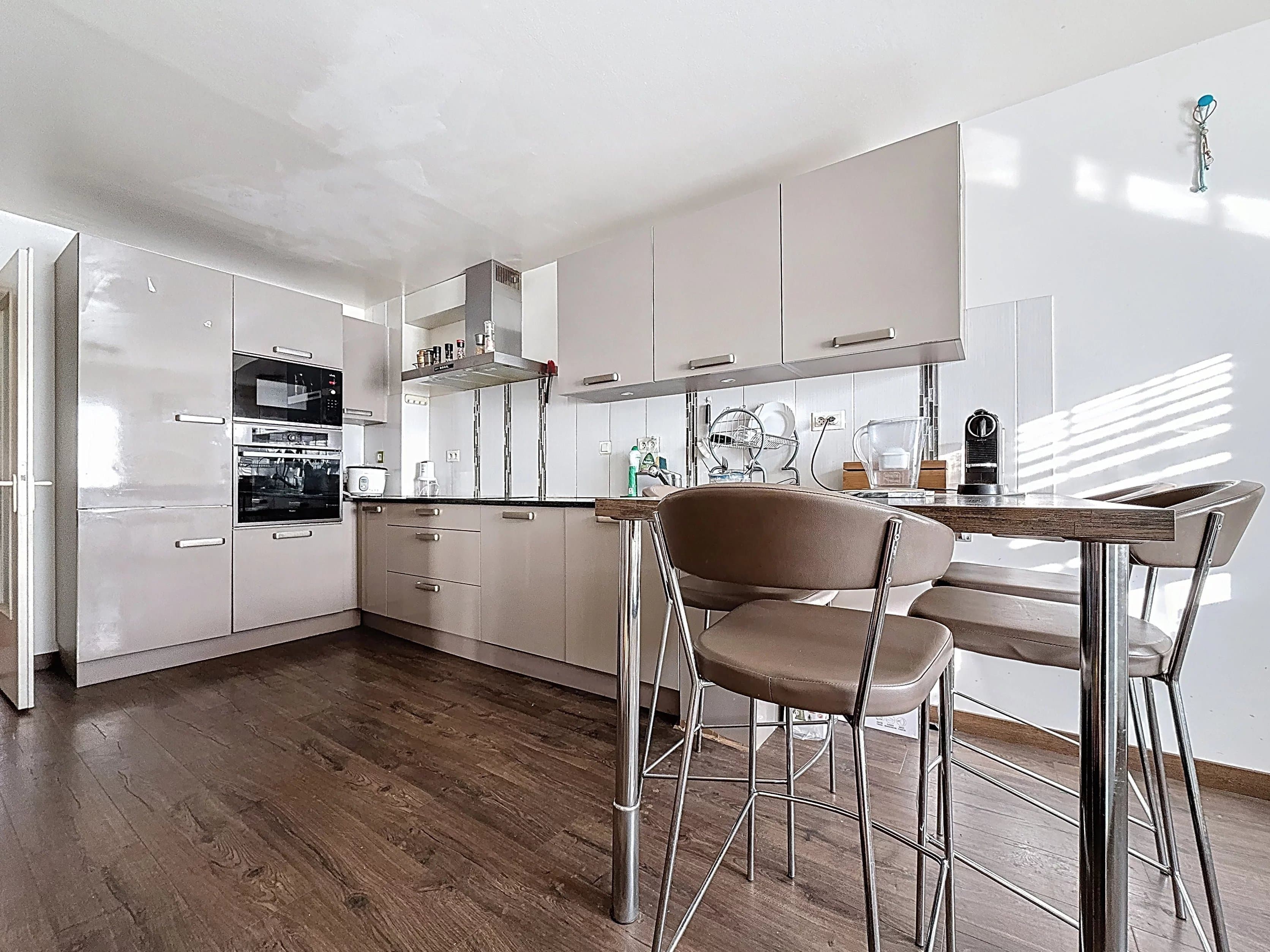 ÉCHENEVEX - MAISON FAMILIALE AVEC JARDIN - Photo 8
