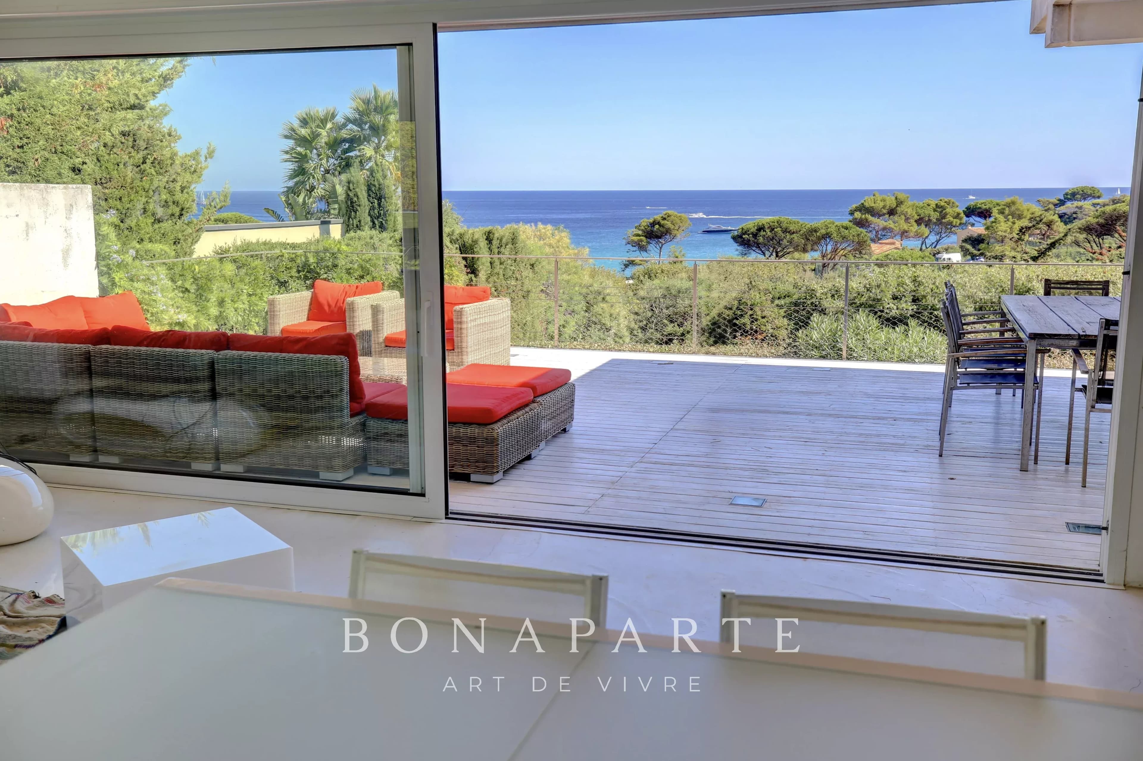 RAMATUELLE - DOMAINE DE L'ESCALET - VILLA CONTEMPORAINE À 150 M DE LA PLAGE - Photo 5