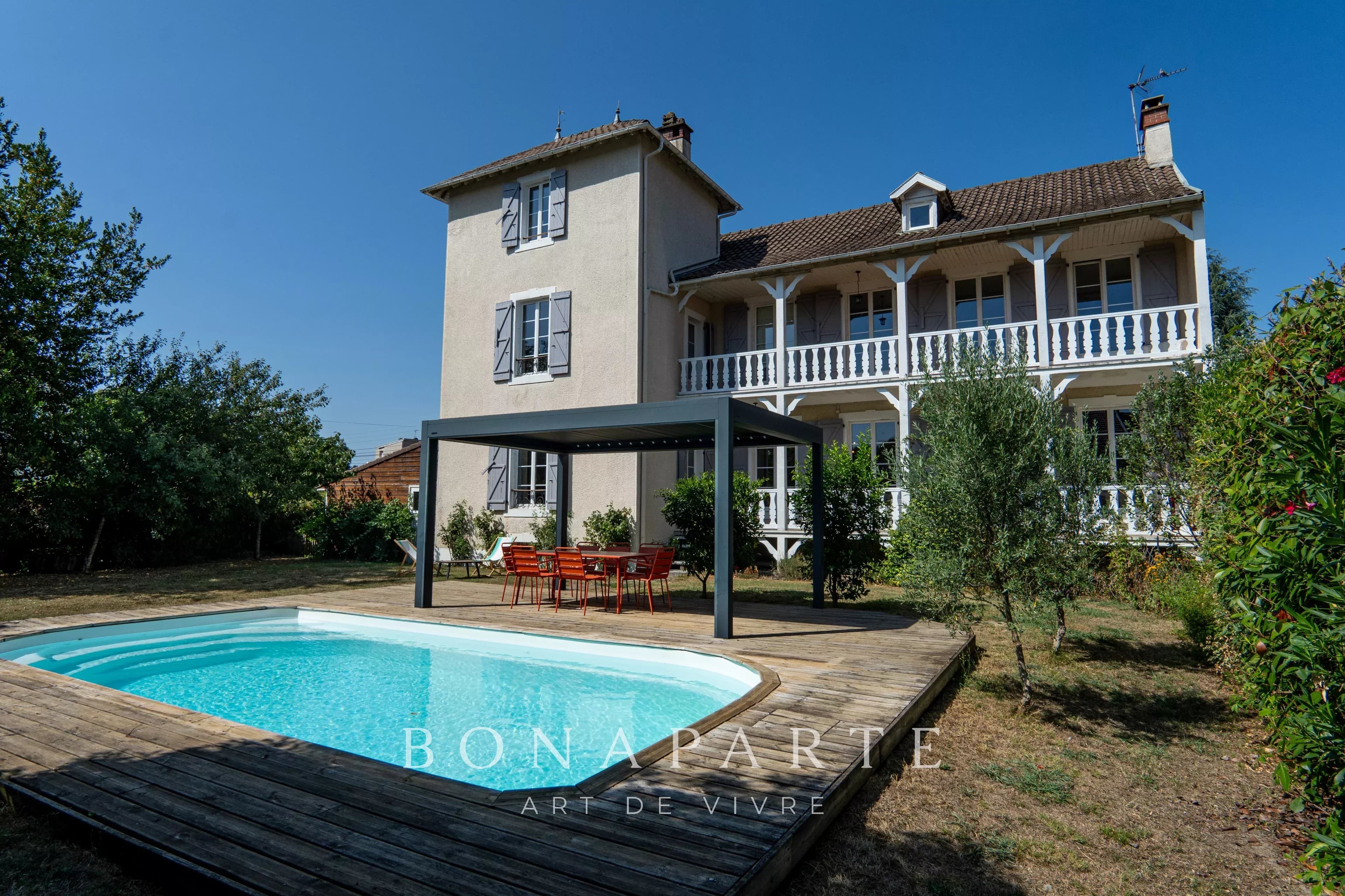 JURANÇON BOURG – MAISON BOURGEOISE DE VILLE – 226 M² - Photo 4