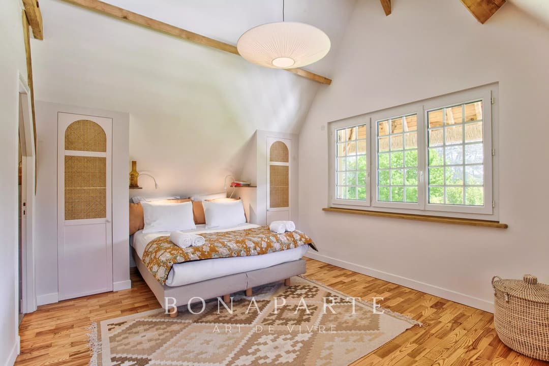 ÉLÉGANTE CHAUMIÈRE AVEC PISCINE ET TENNIS, À 10 MINUTES DES PLAGES - Photo 14