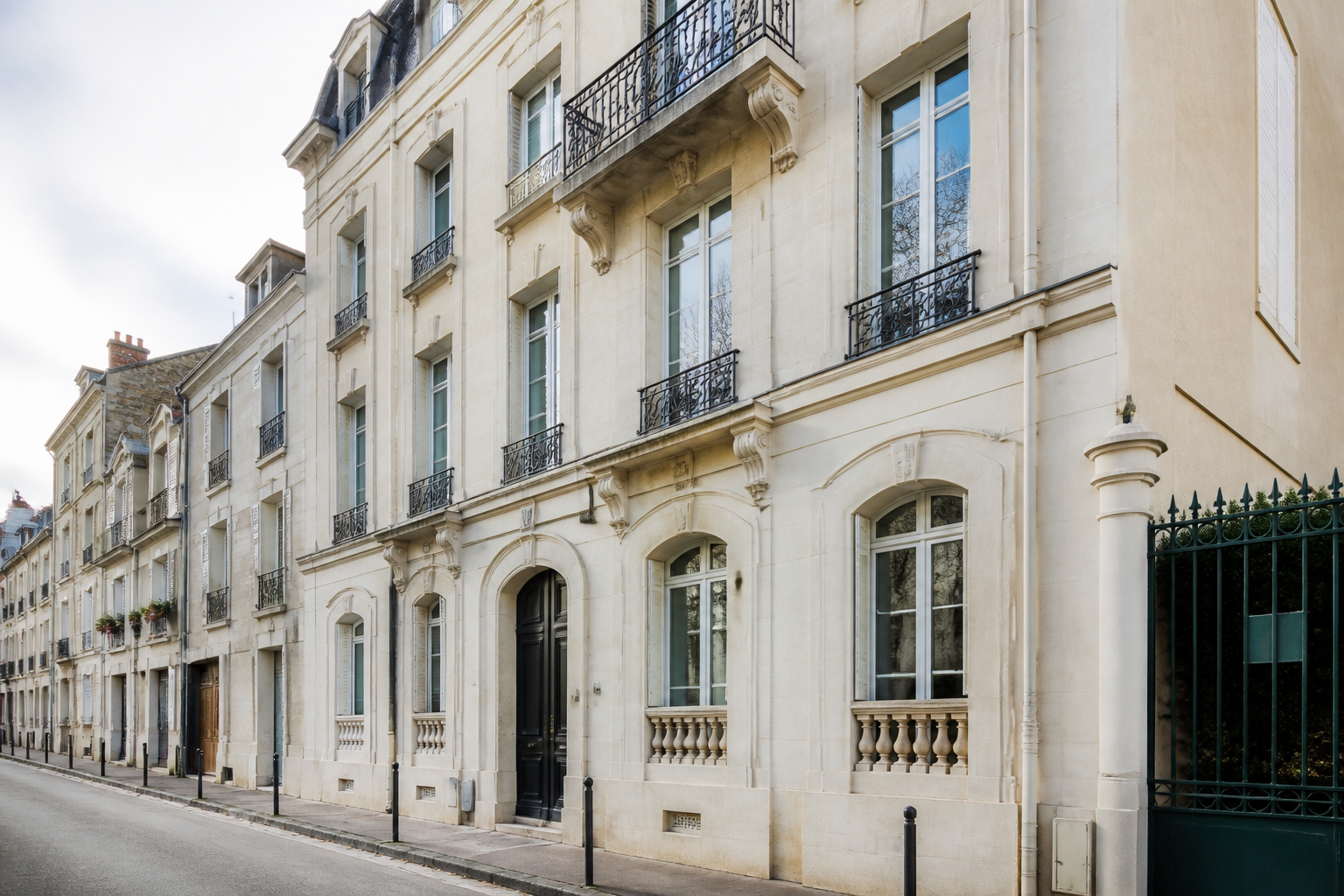 Façade de prestige à Vincennes
