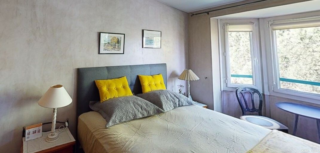 duplex 6 Rooms for sale on Amphion les bains (74500)