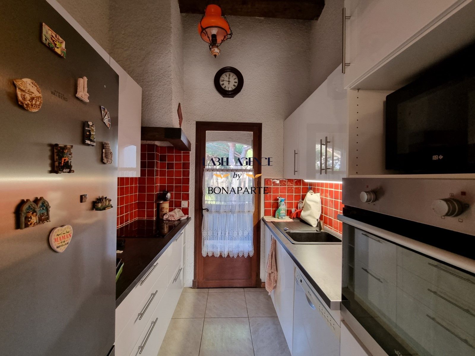 apartment 4 Rooms for sale on Les Issambres (83380)