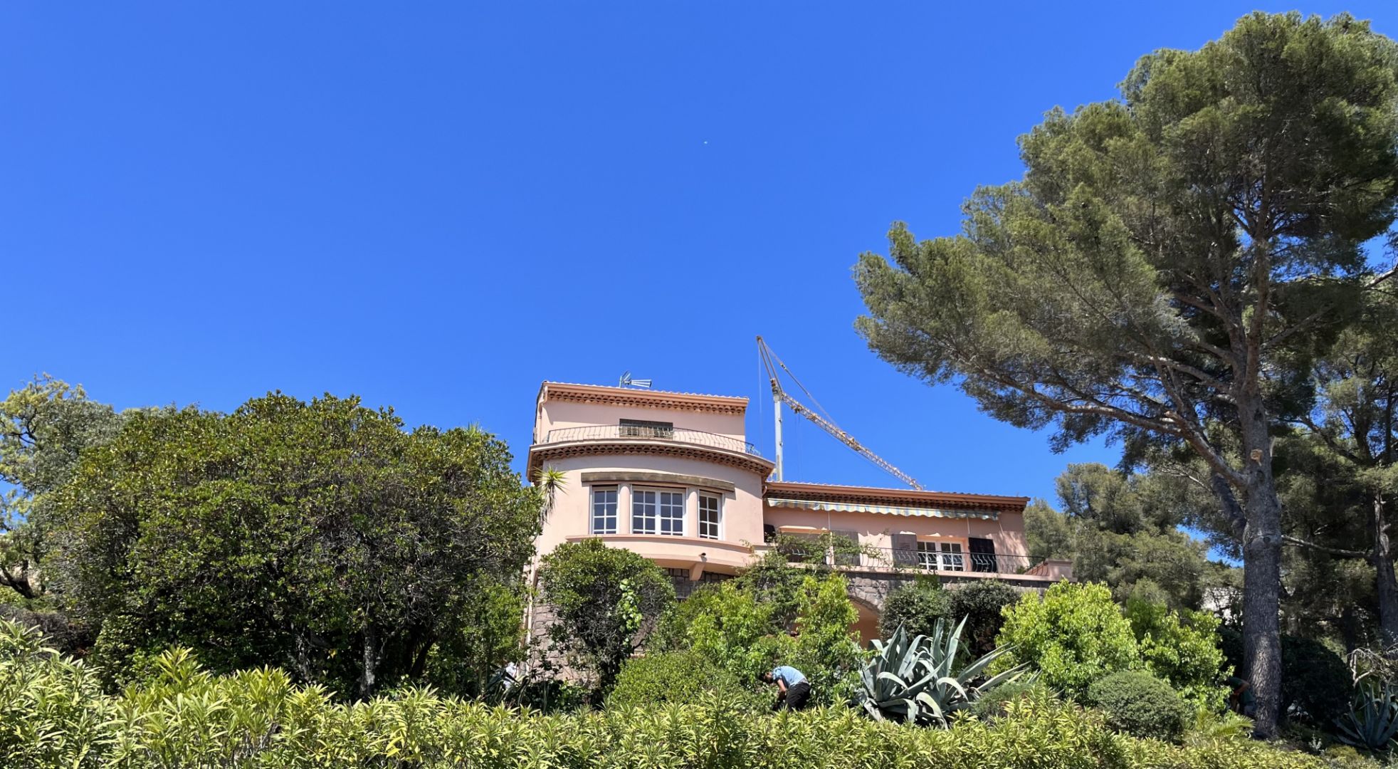 villa 6 Rooms for sale on Les Issambres (83380)