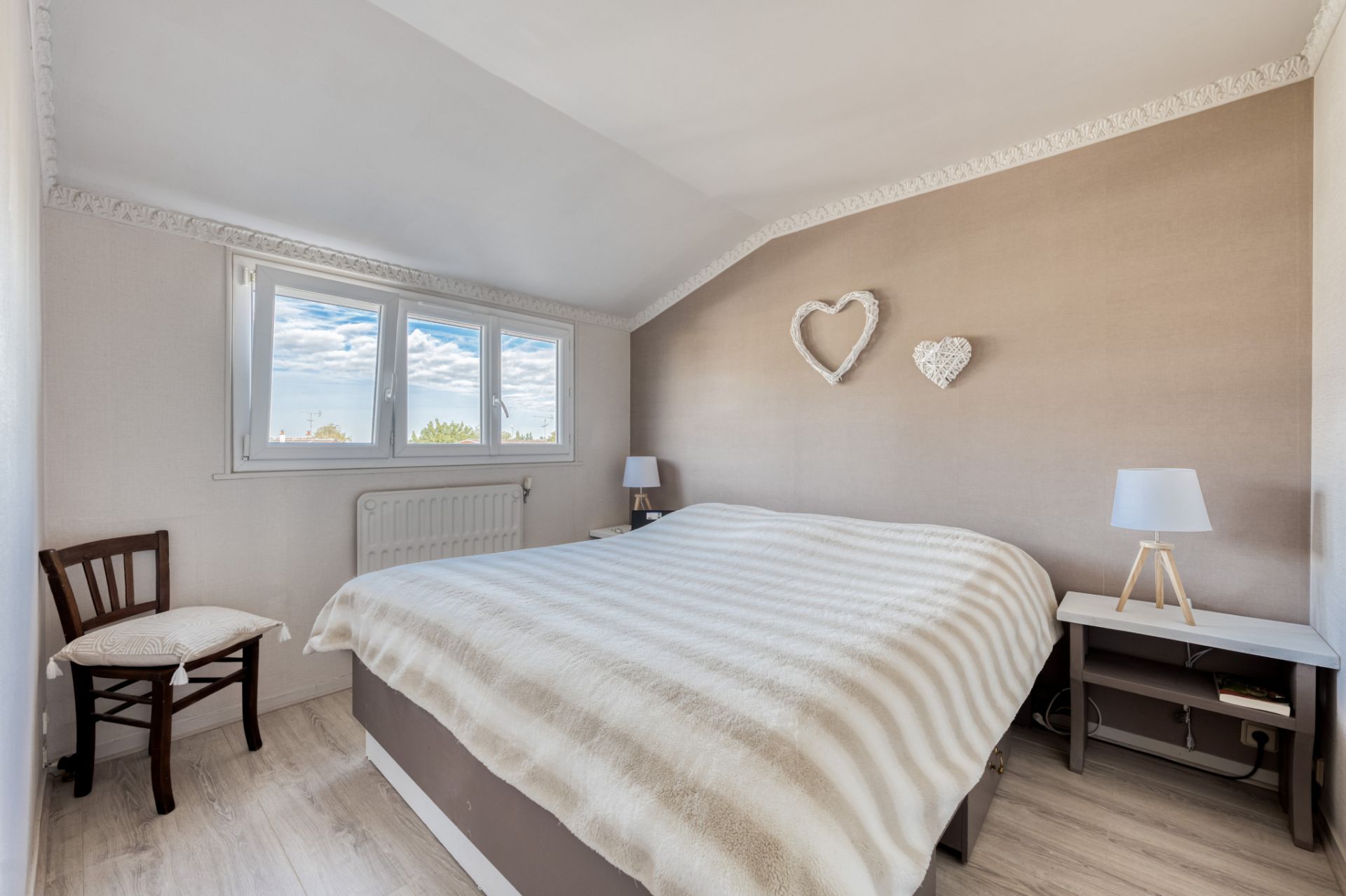 house 6 Rooms for sale on Dammartin-en-Goële (77230)