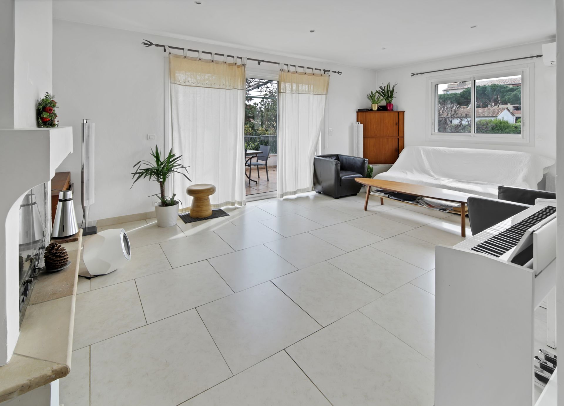 apartment 3 Rooms for sale on Sainte-Maxime (83120)