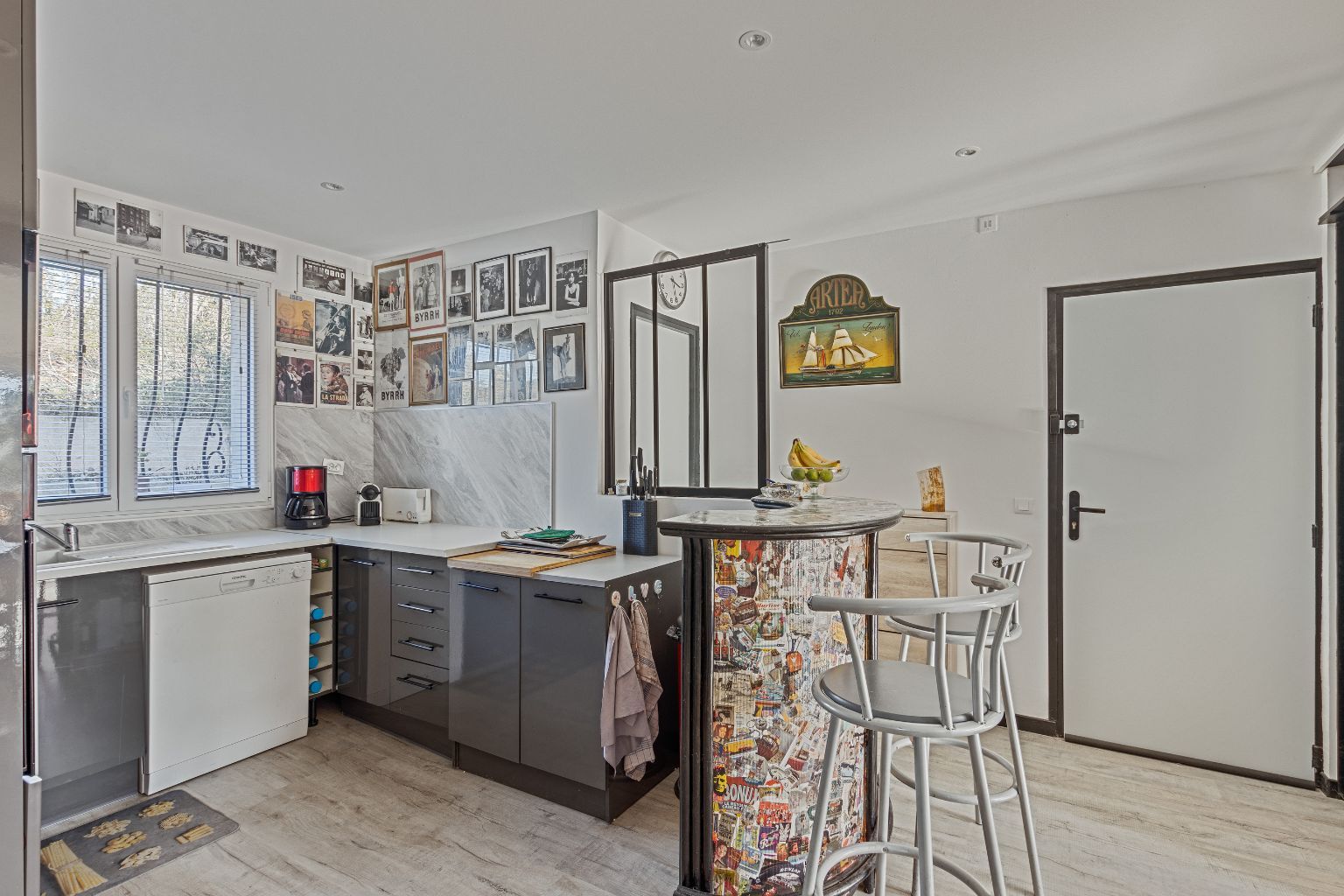 apartment 3 Rooms for sale on Sainte-Maxime (83120)