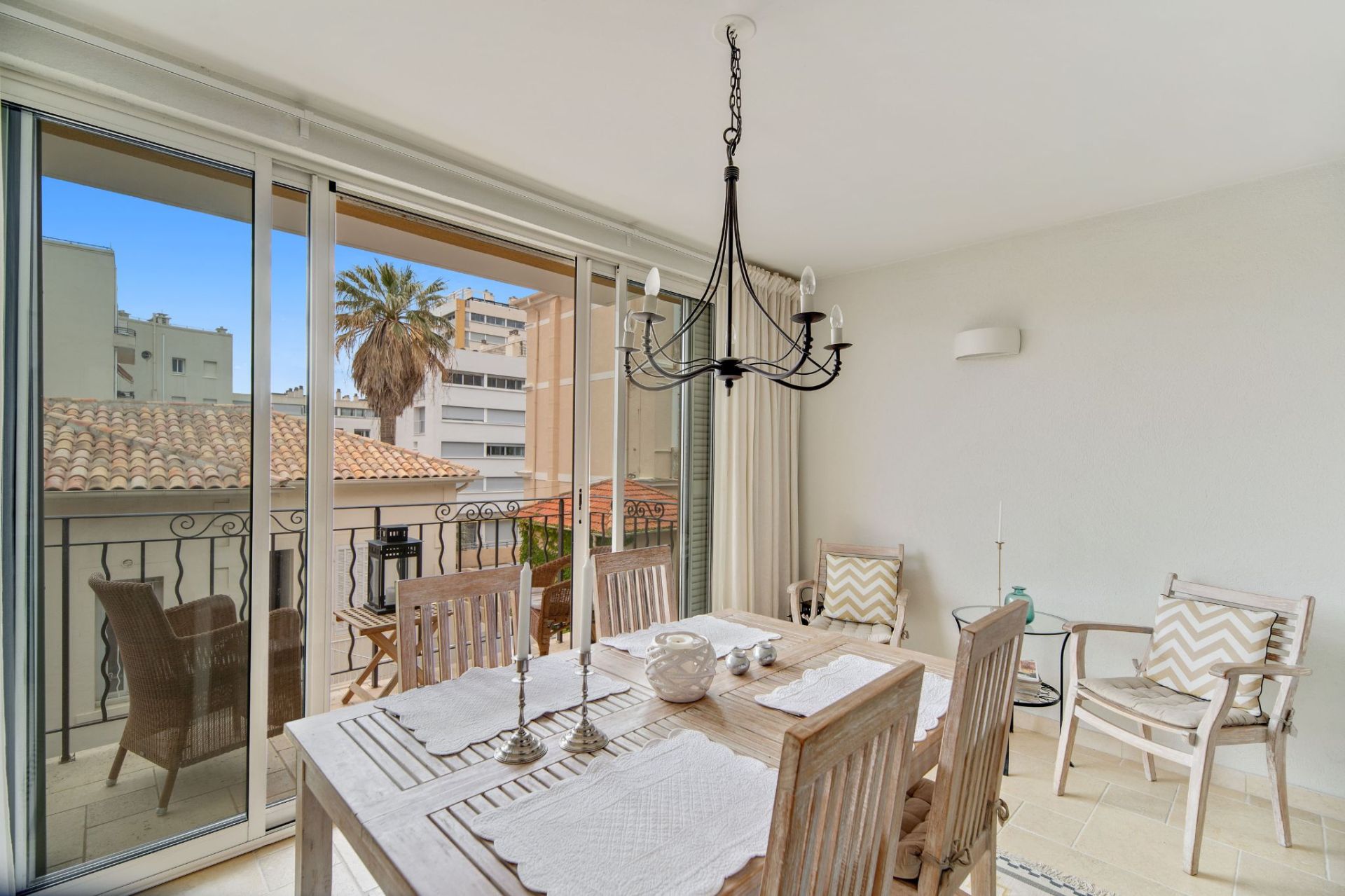 apartment 3 Rooms for sale on Sainte-Maxime (83120)