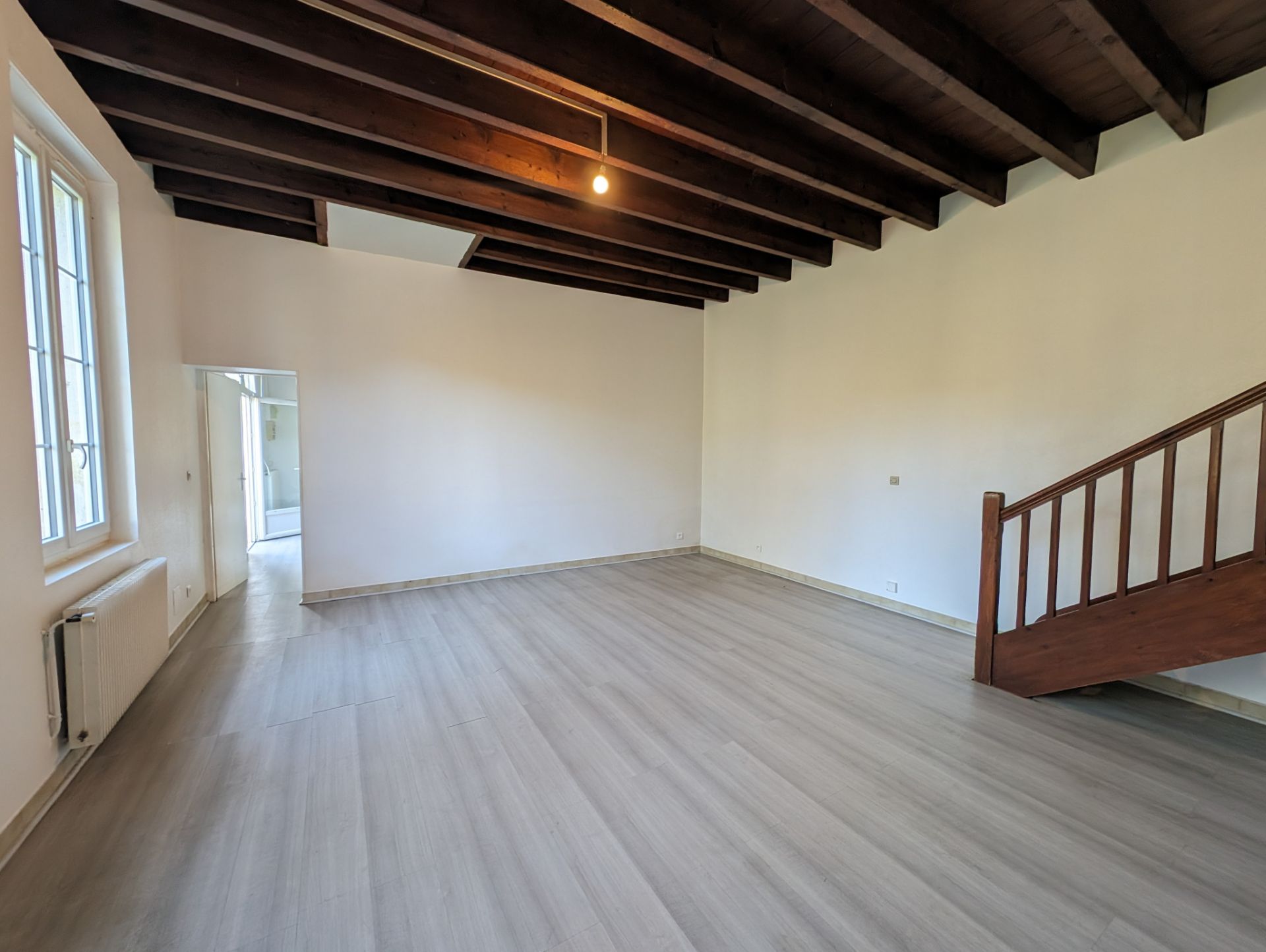 house 4 Rooms for sale on Izon (33450)
