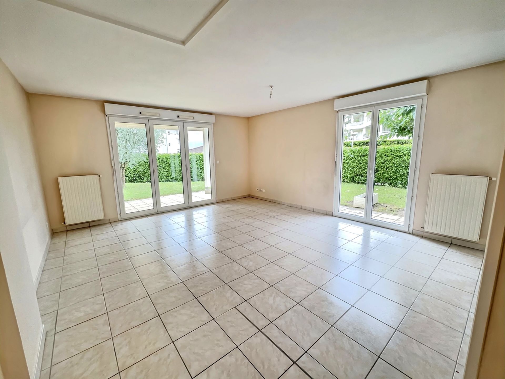 house 5 Rooms for sale on Montbonnot-Saint-Martin (38330)