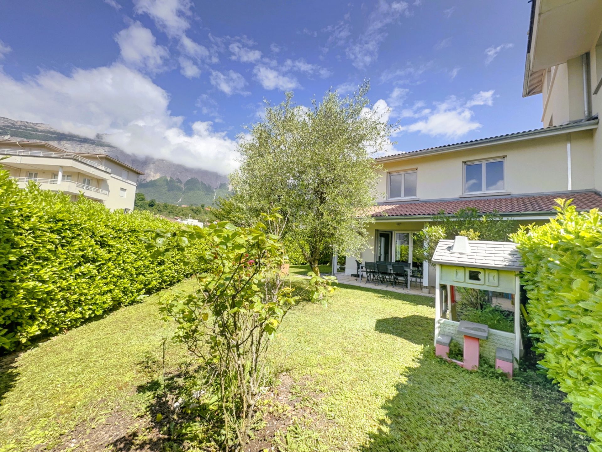 house 5 Rooms for sale on Montbonnot-Saint-Martin (38330)