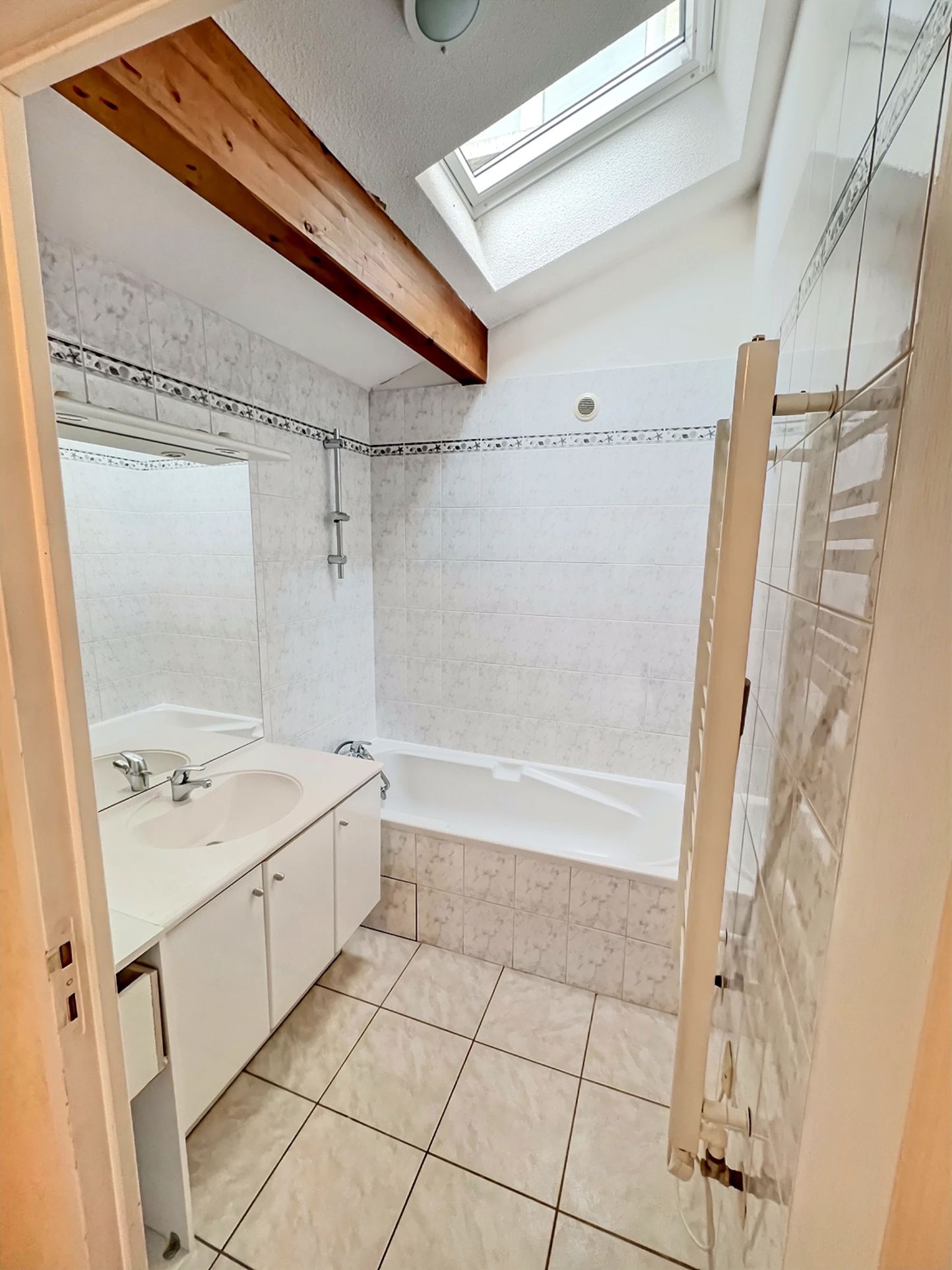 house 5 Rooms for sale on Montbonnot-Saint-Martin (38330)