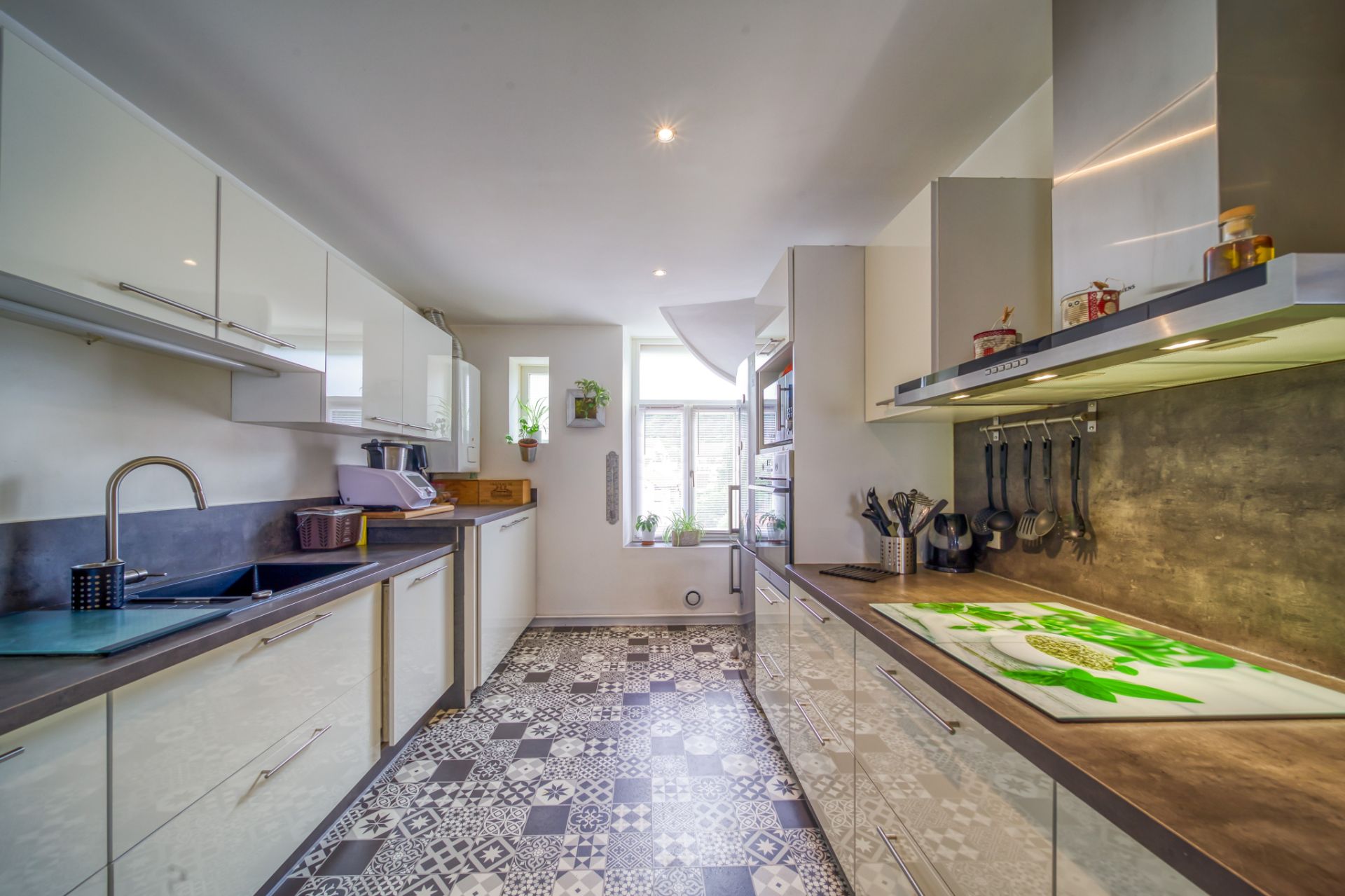 apartment 4 Rooms for sale on Jarrie (38560)