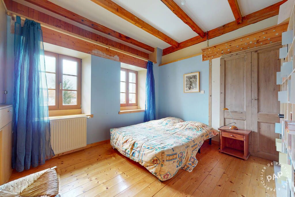farmhouse 10 Rooms for sale on Thusy (74150)