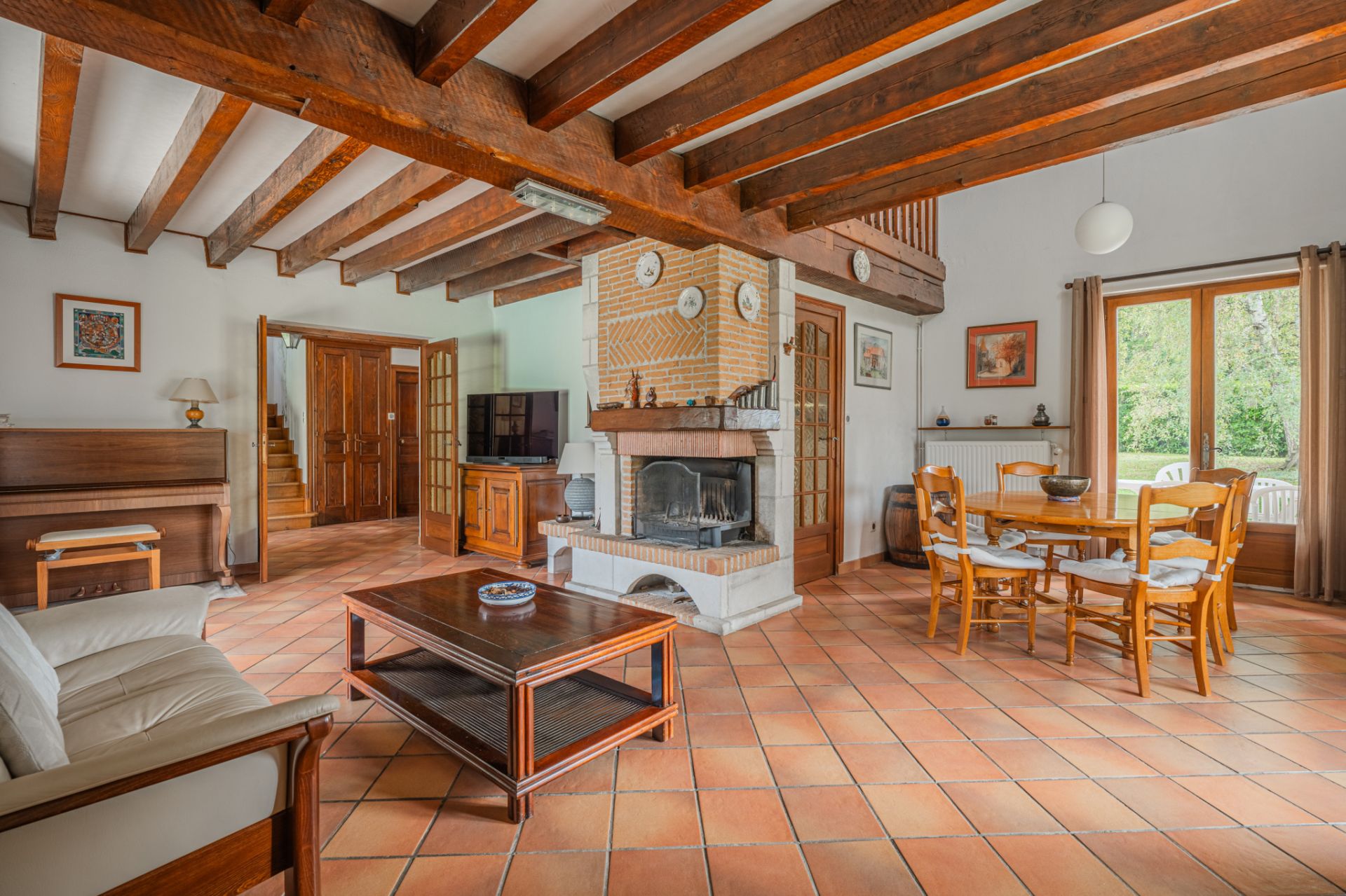 house 7 Rooms for sale on Champagnier (38800)