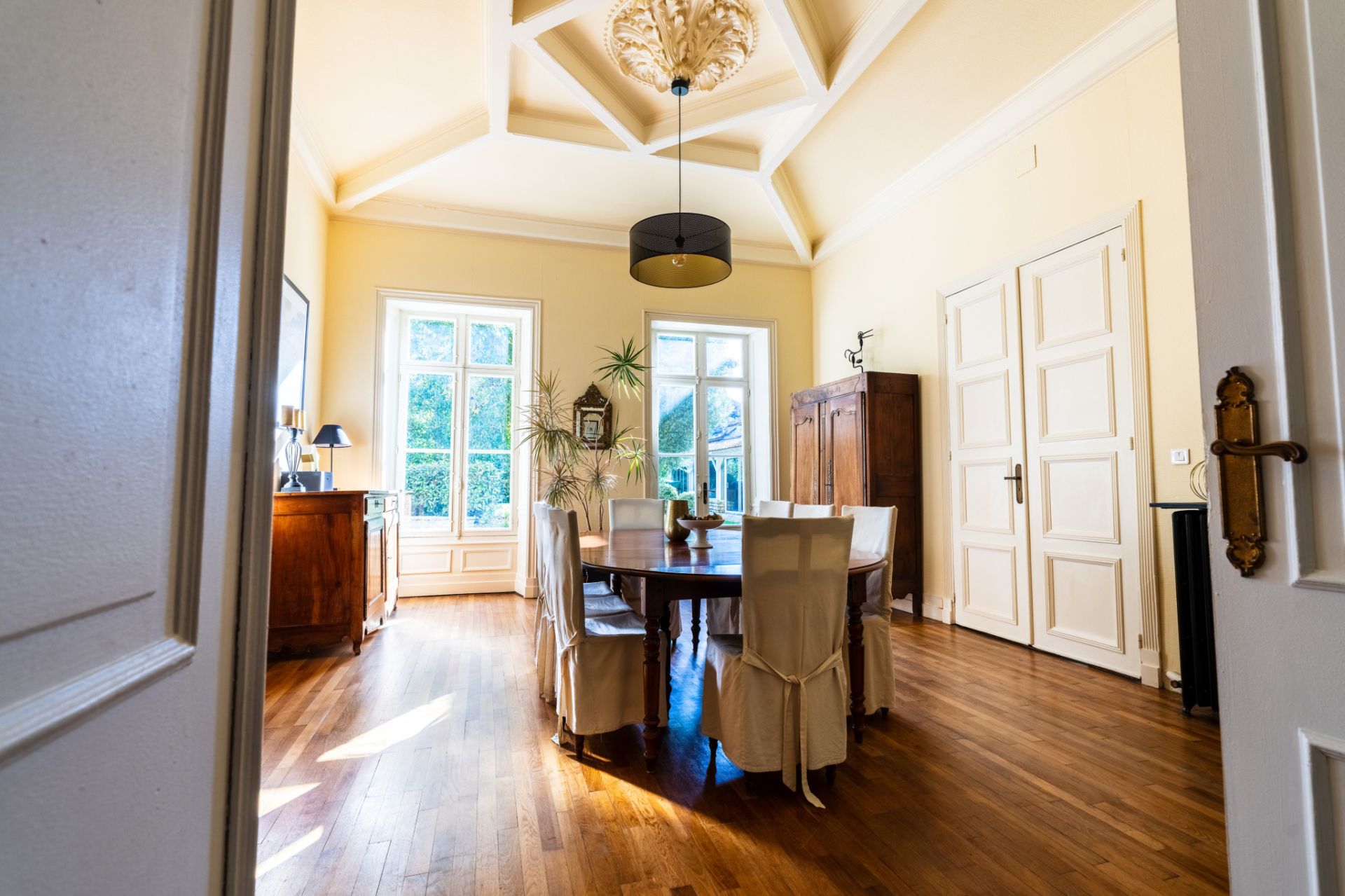 house 13 Rooms for sale on Niort (79000)