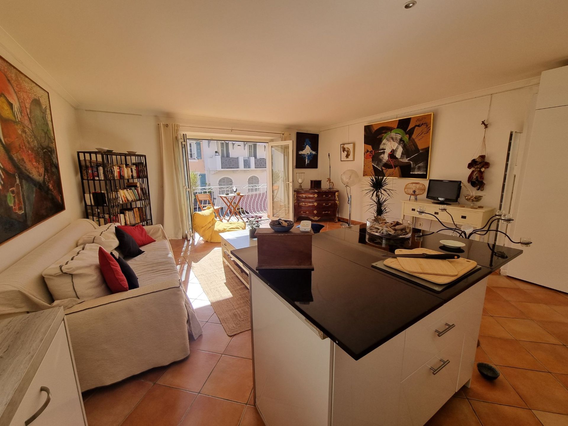 apartment 3 Rooms for sale on Sainte-Maxime (83120)
