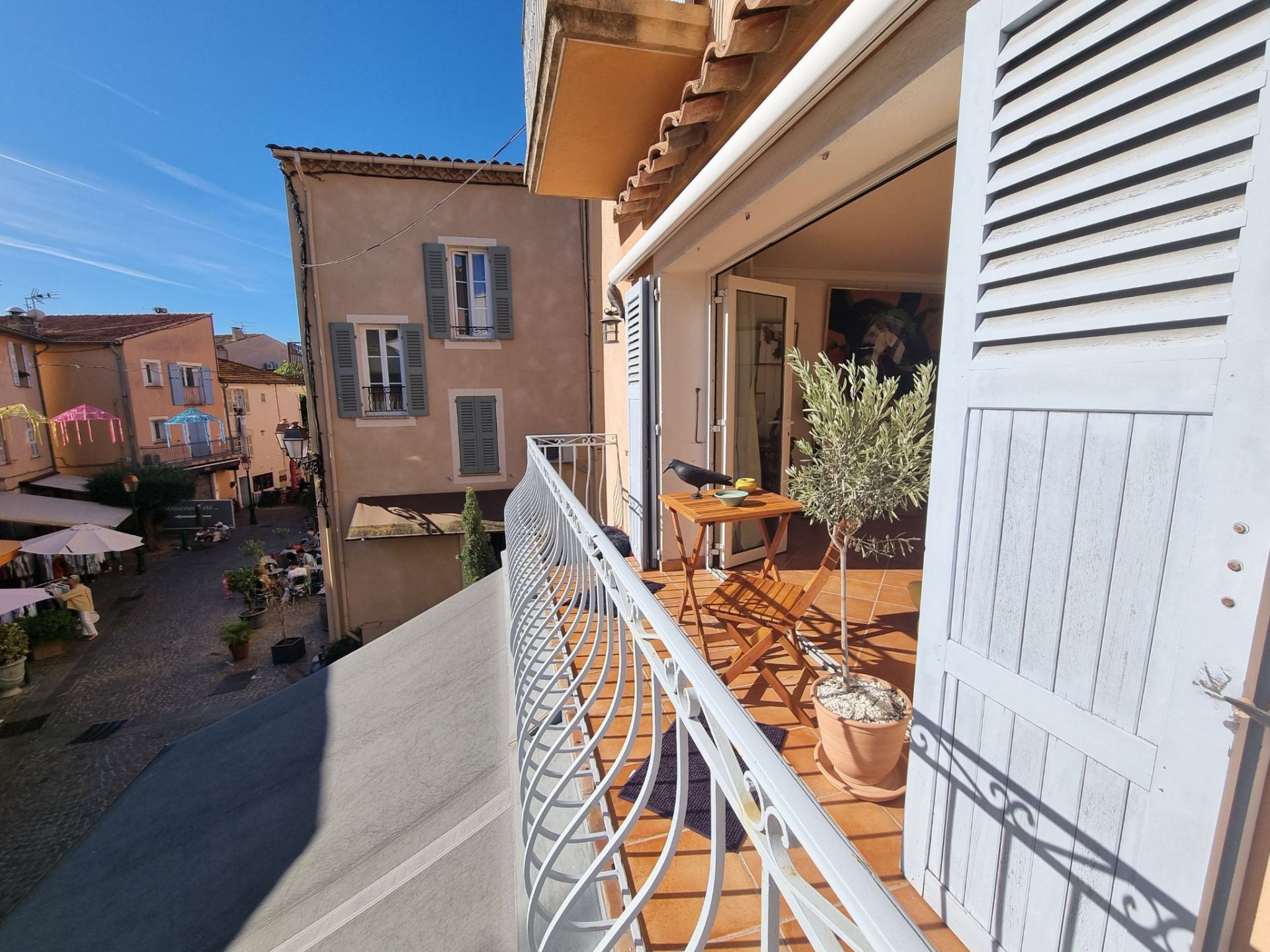 apartment 3 Rooms for sale on Sainte-Maxime (83120)