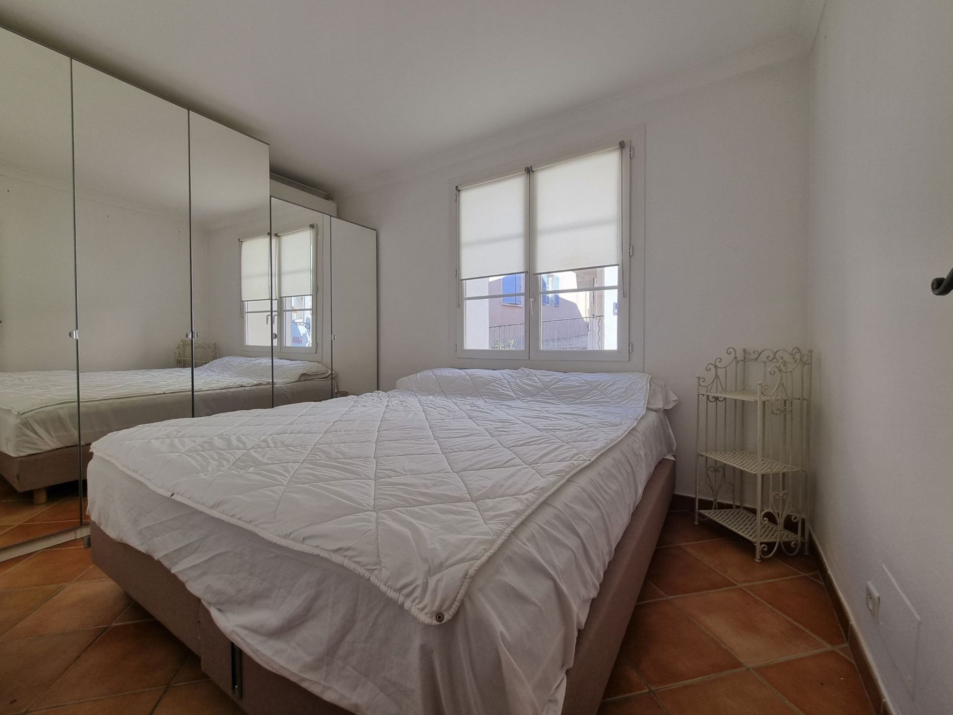 apartment 3 Rooms for sale on Sainte-Maxime (83120)