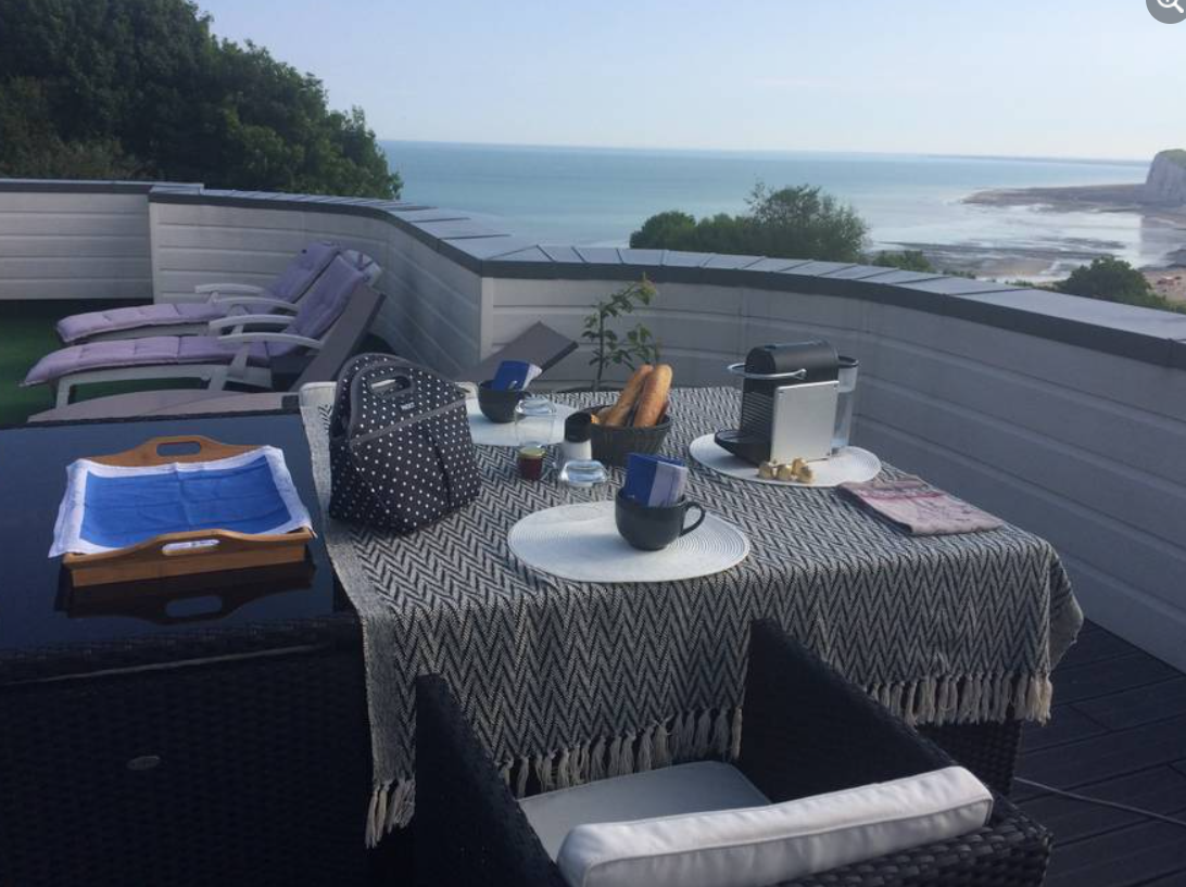 villa 7 Rooms for sale on Le Tréport (76470)