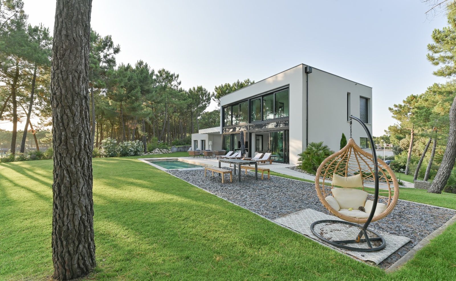 villa 8 Rooms for sale on Les Mathes (17570)
