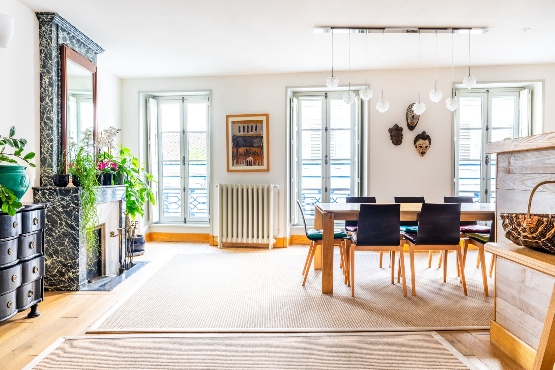 property 10 Rooms for sale on La Rochelle (17000)