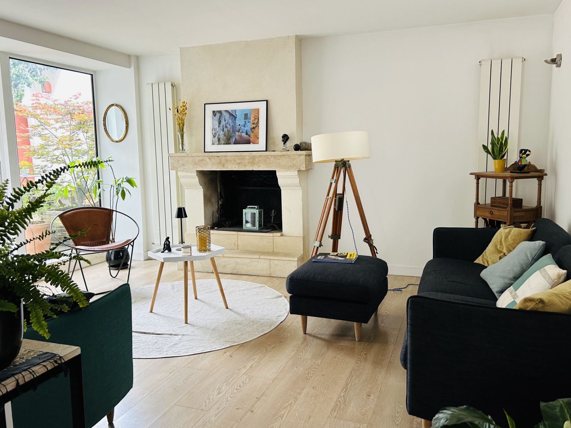 house 6 Rooms for sale on Niort (79000)
