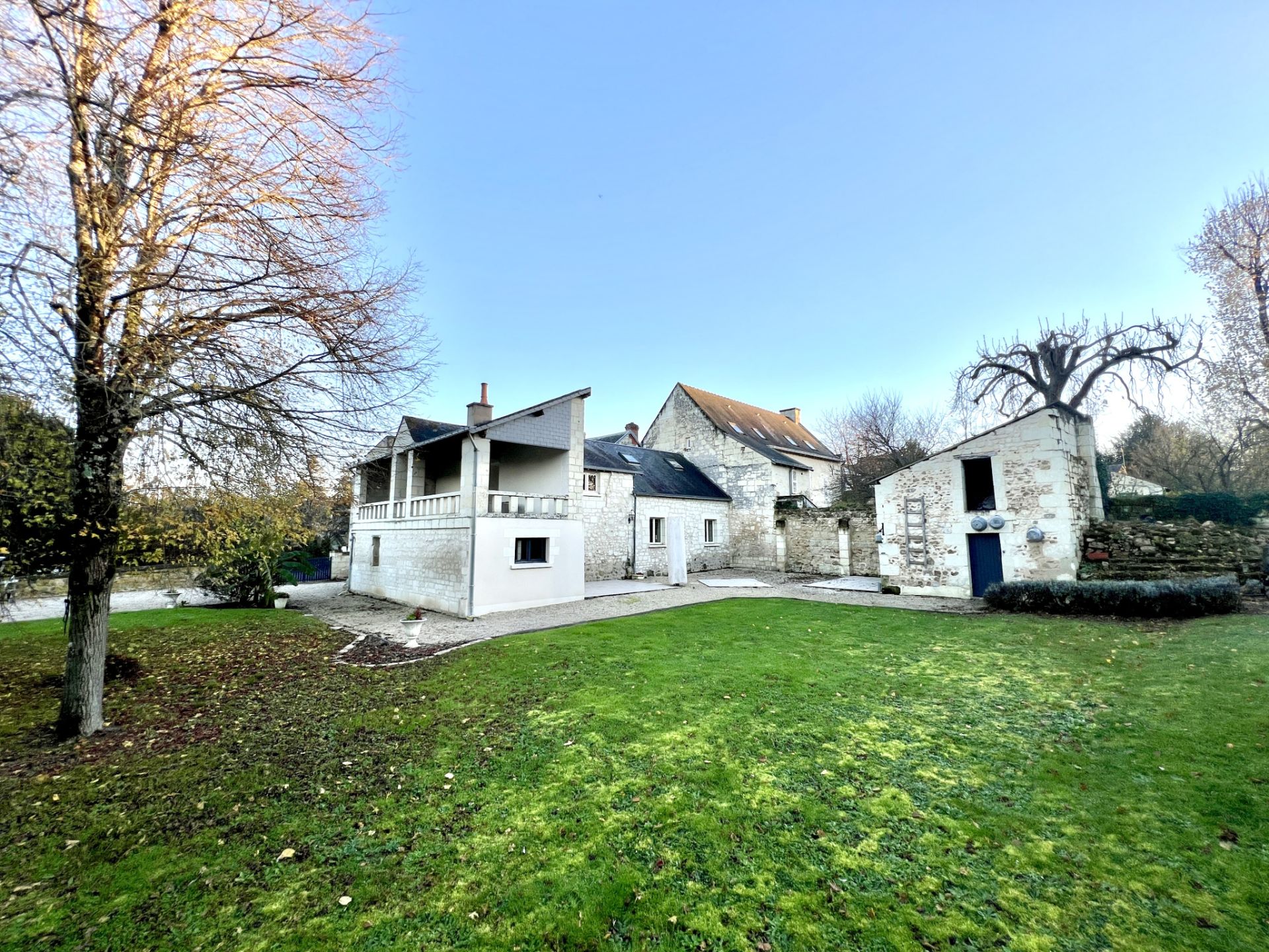 maison 12 Pièces en vente sur Fontevraud l'Abbaye (49590)