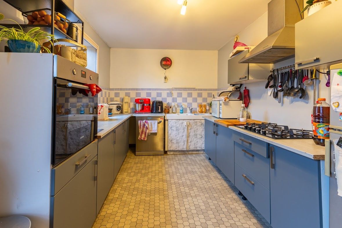 house 10 Rooms for sale on Pont-de-Vaux (01190)