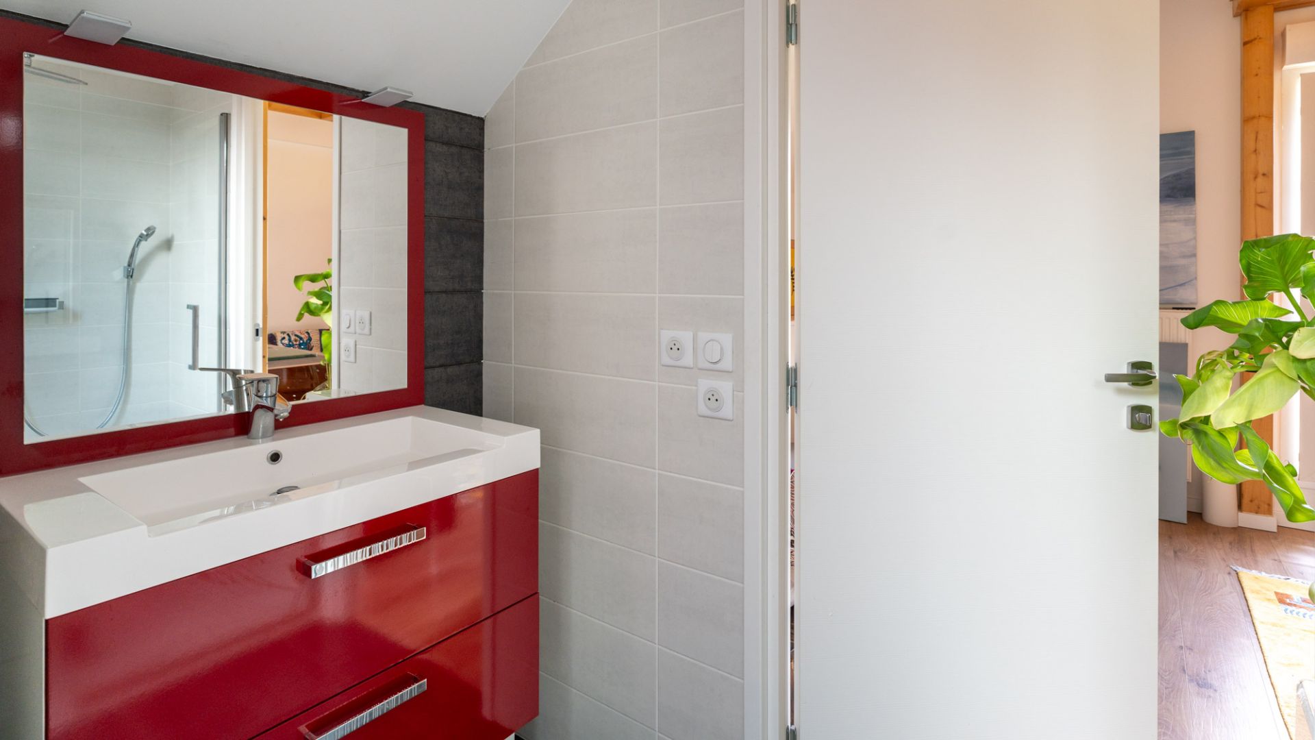duplex 4 Rooms for sale on Mûres (74540)