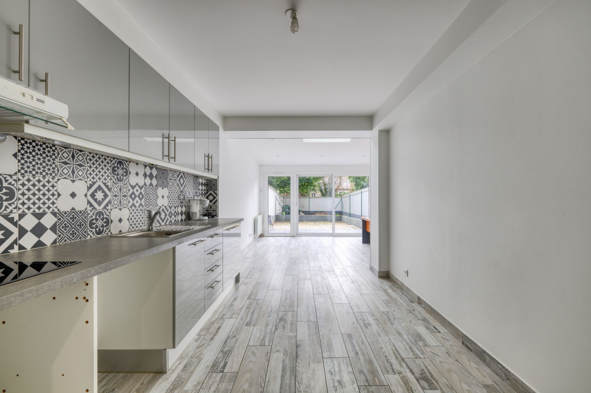 building for sale on Rosny-sous-Bois (93110)
