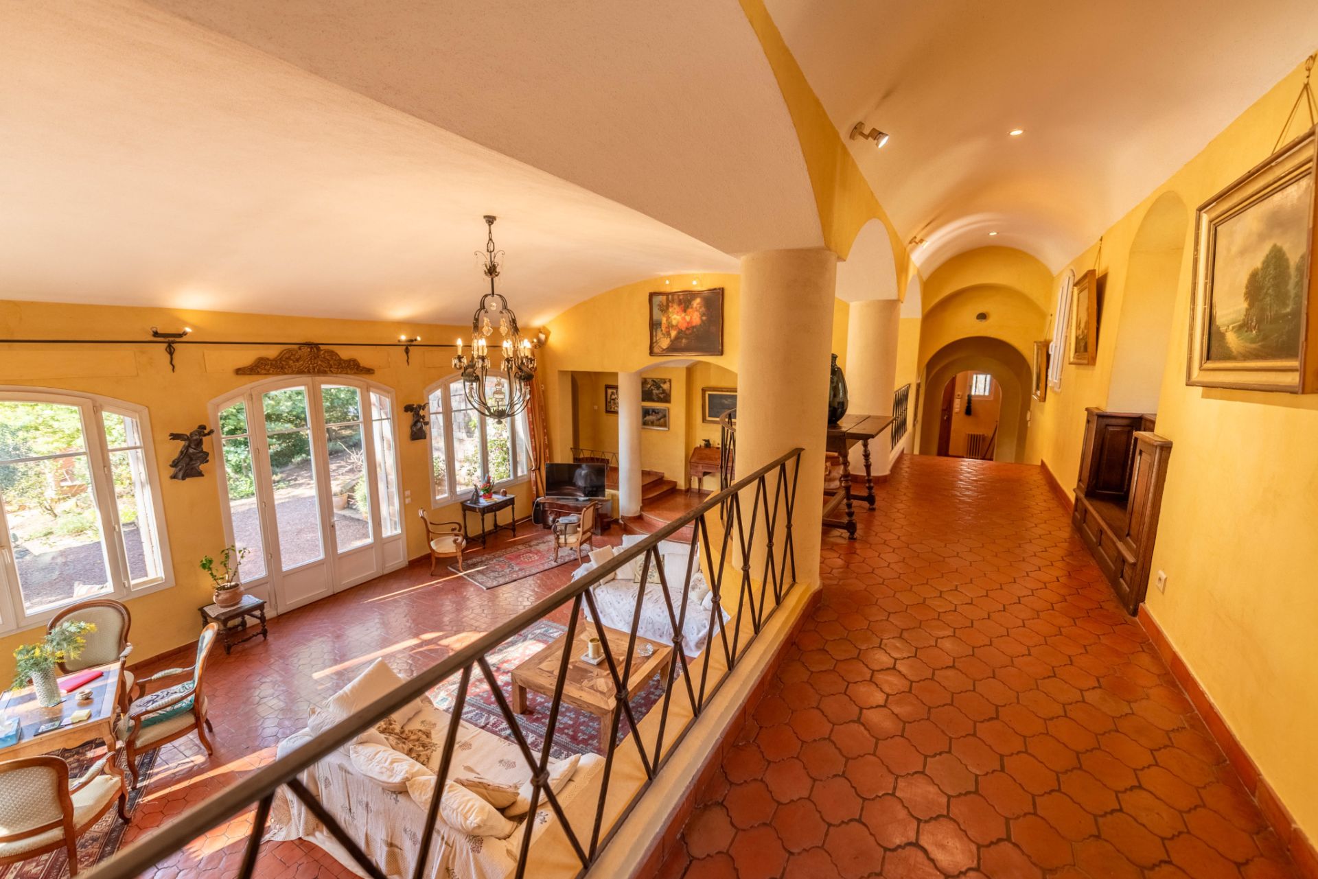 mas 8 Rooms for sale on Saint-Raphaël (83700)