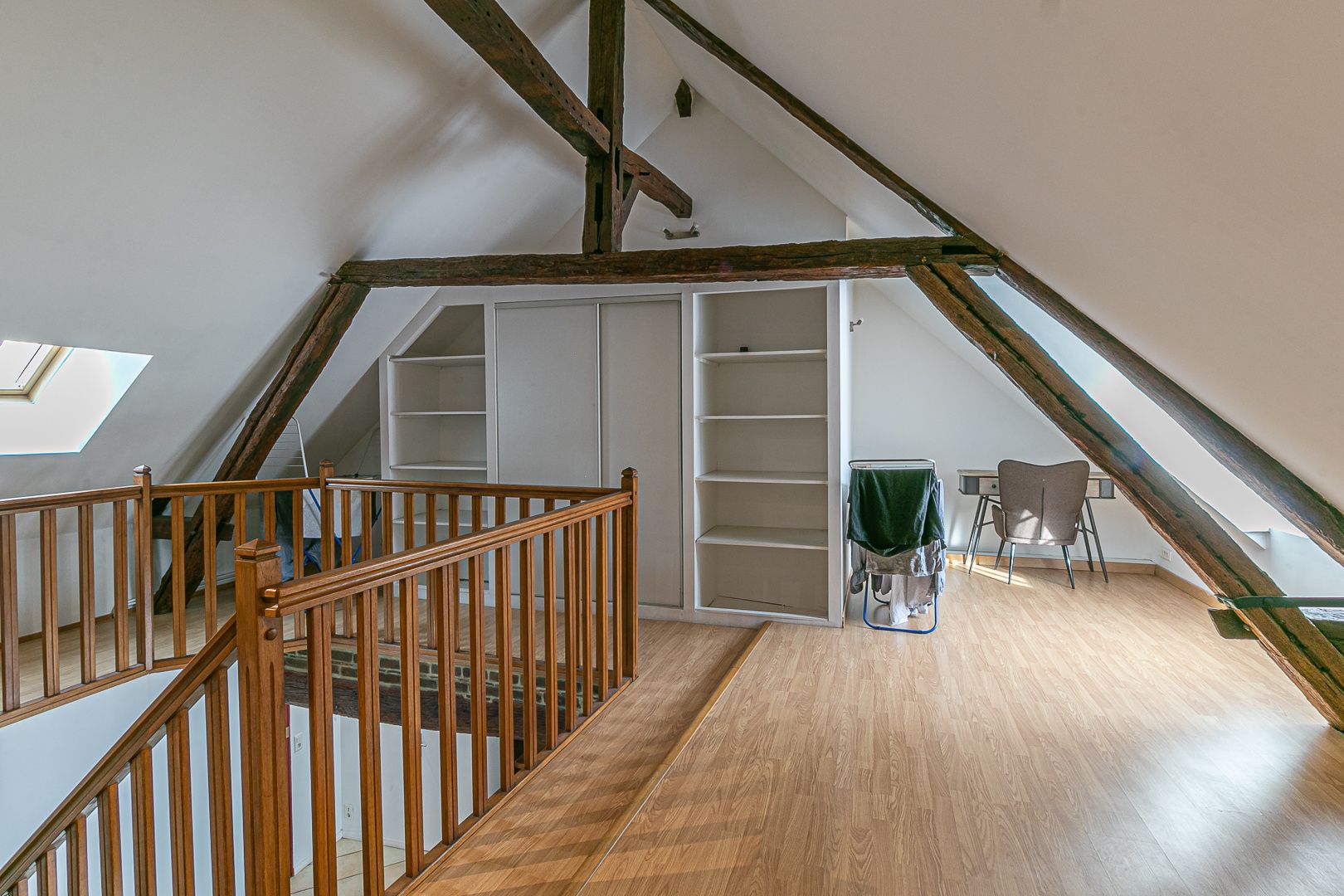 apartment 4 Rooms for sale on Troyes (10000)