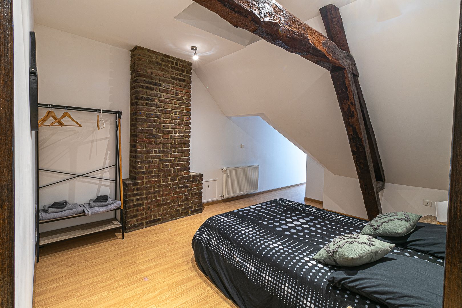 apartment 4 Rooms for sale on Troyes (10000)