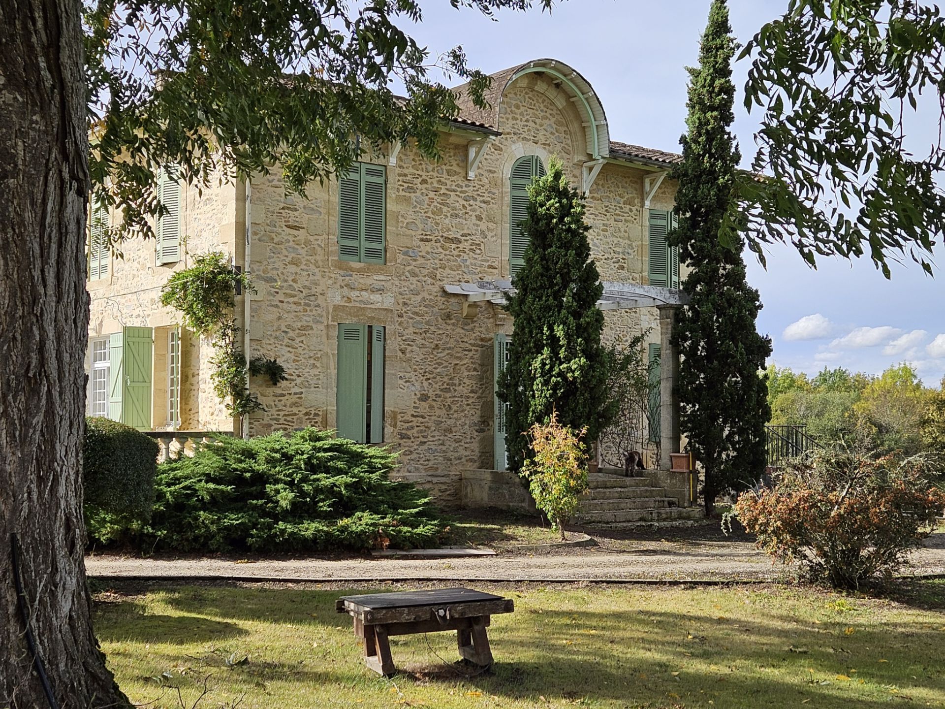 property 8 Rooms for sale on Bordeaux (33000)