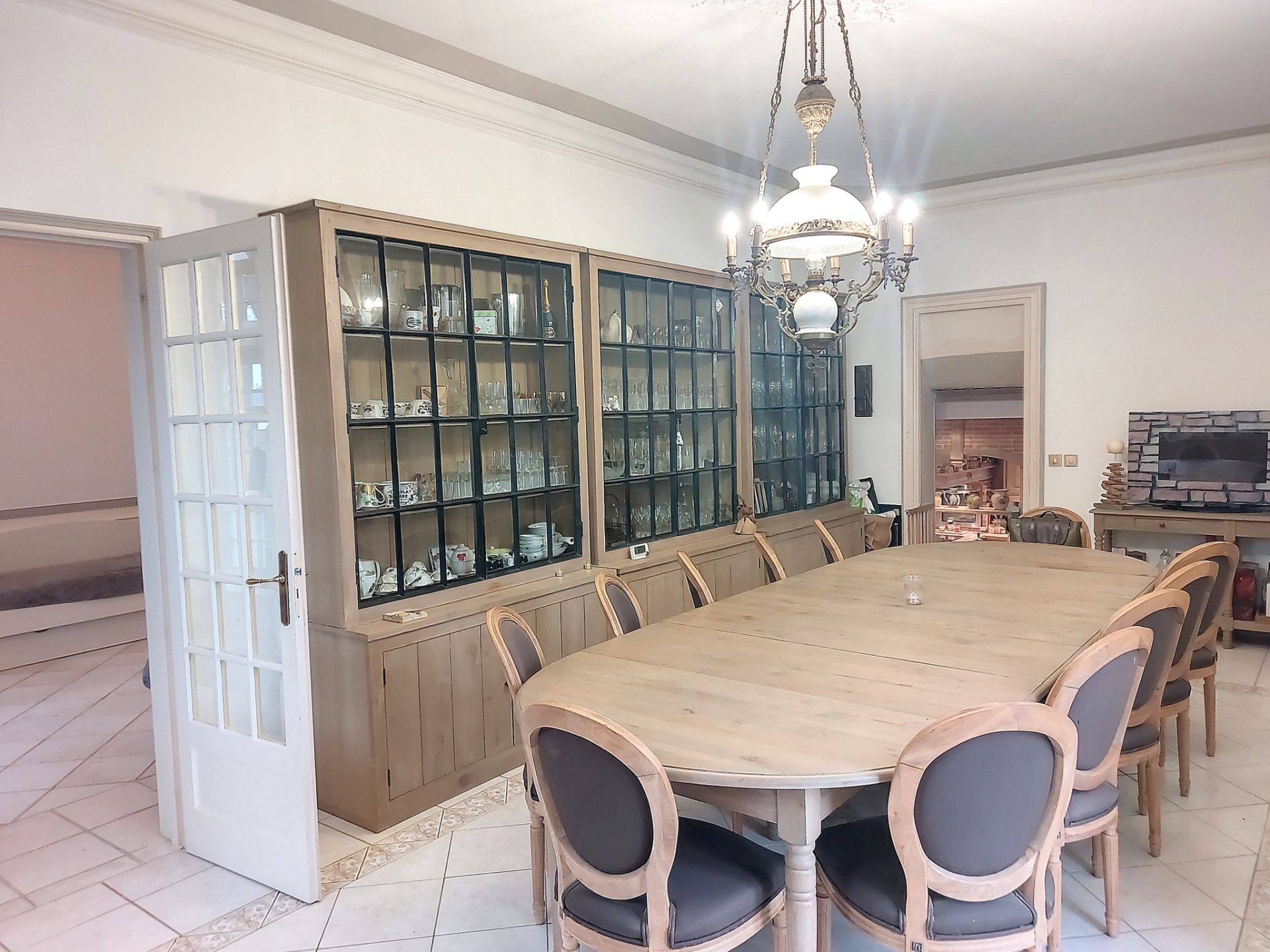 property 8 Rooms for sale on Bordeaux (33000)