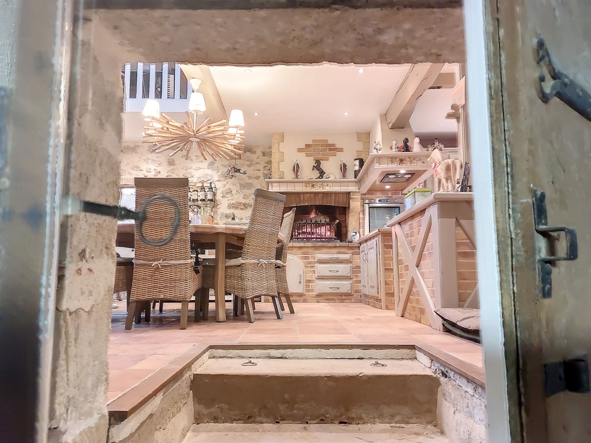 property 8 Rooms for sale on Bordeaux (33000)