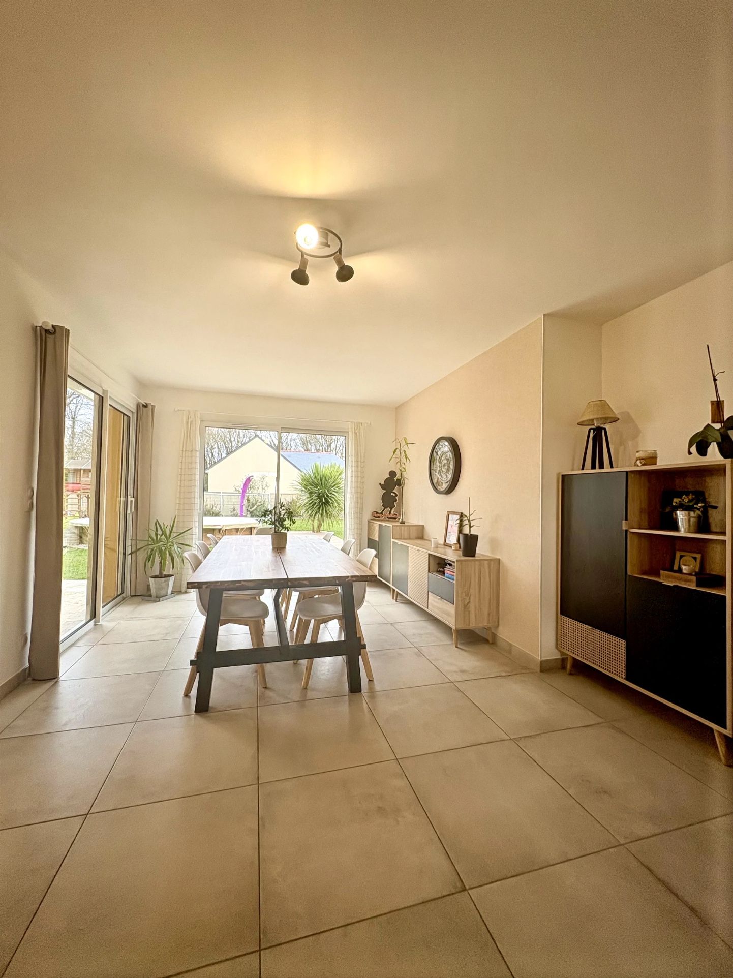 house 5 Rooms for sale on Les Rairies (49430)