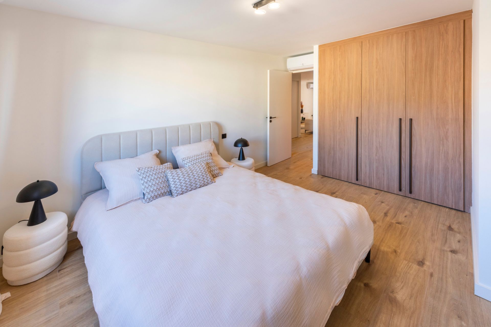 apartment 3 Rooms for sale on Saint-Raphaël (83700)
