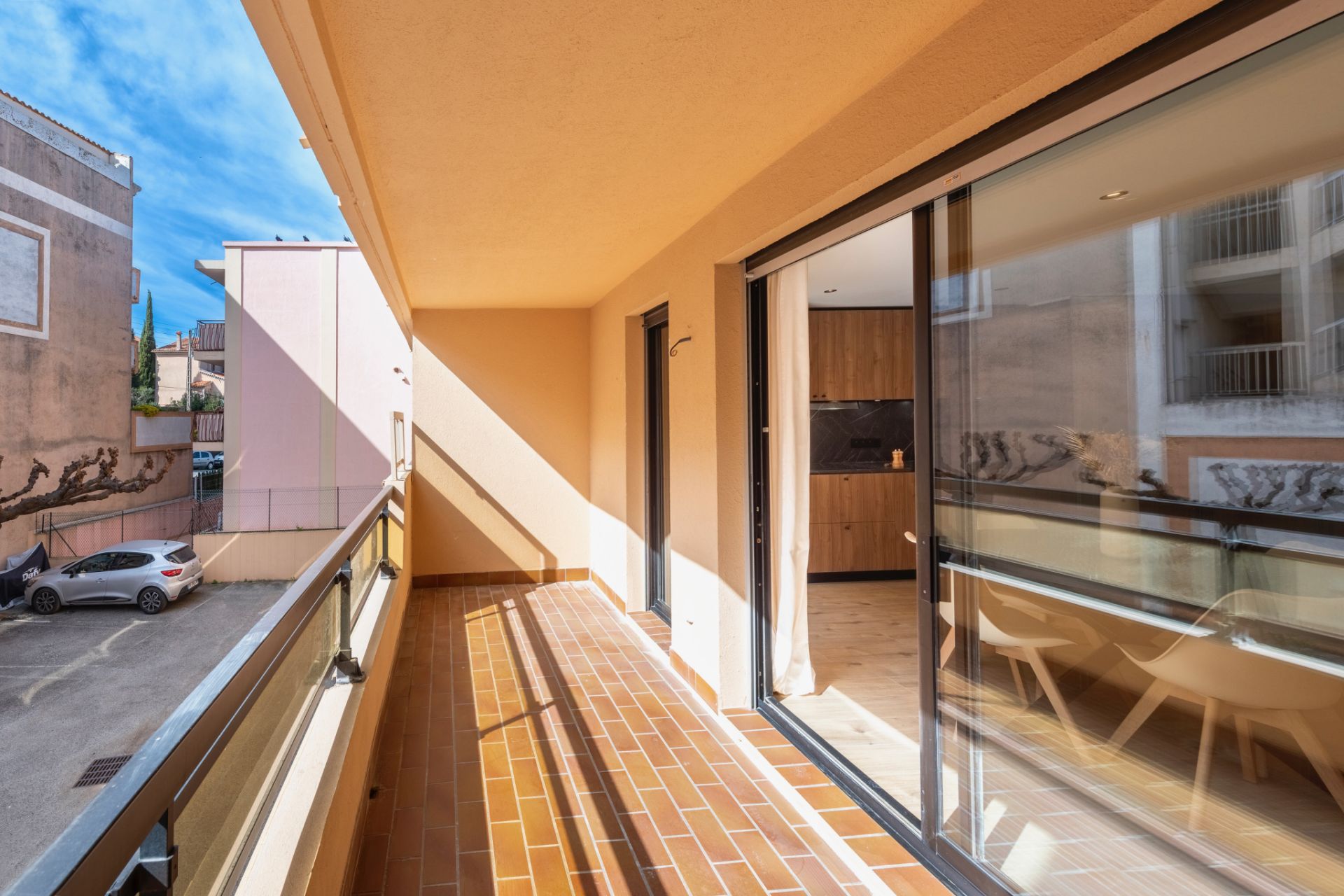 apartment 3 Rooms for sale on Saint-Raphaël (83700)