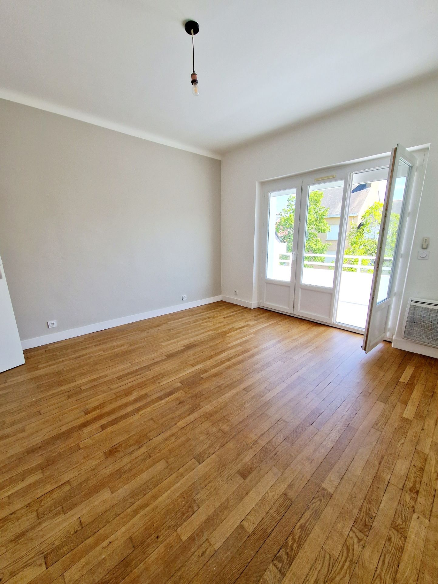 duplex 6 Rooms for sale on Saint-Nazaire (44600)